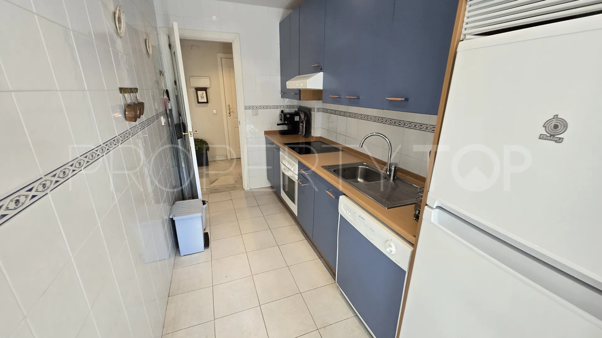 For sale ground floor apartment in Costa Nagüeles I