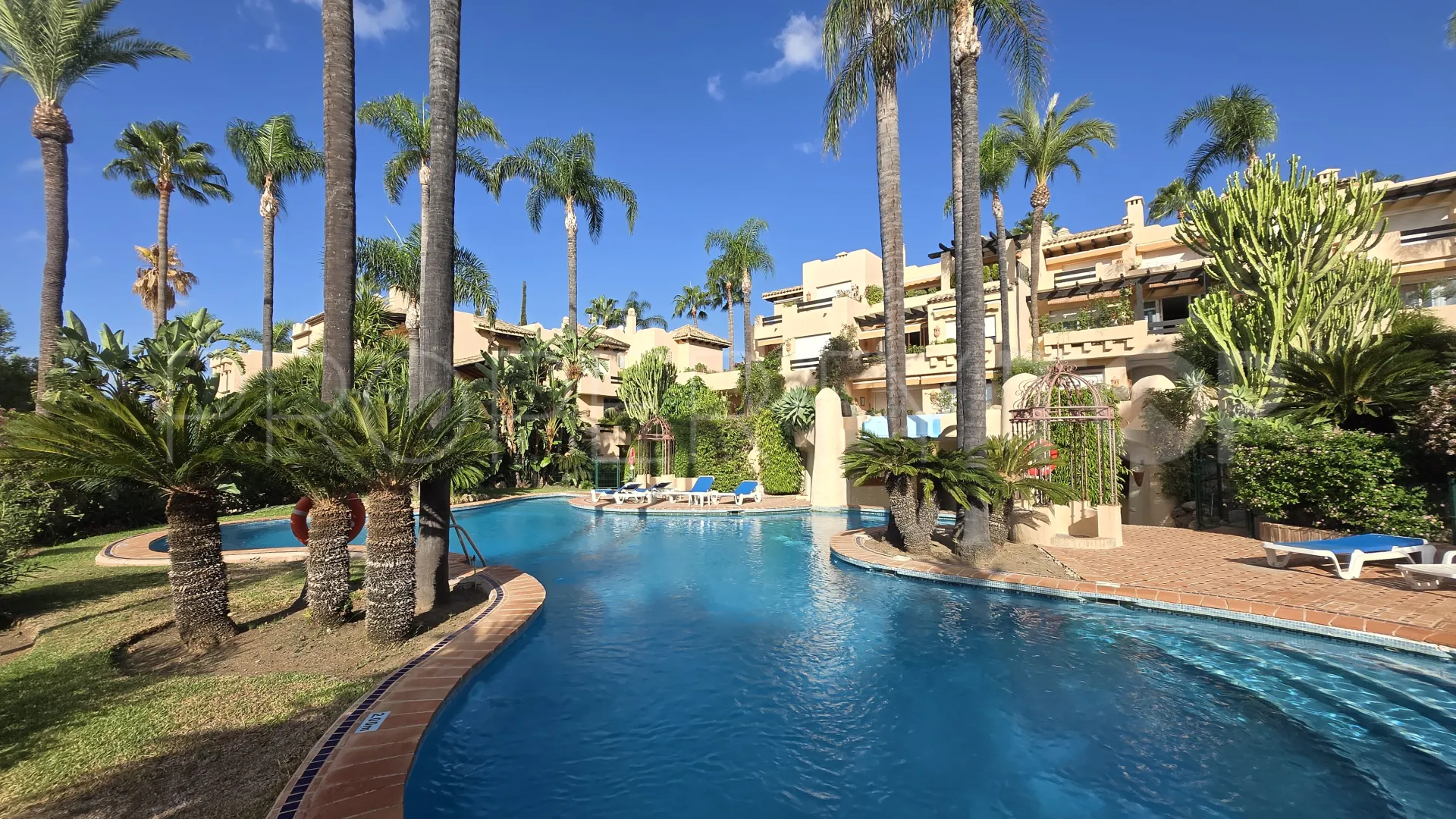 El Alfar apartment for sale