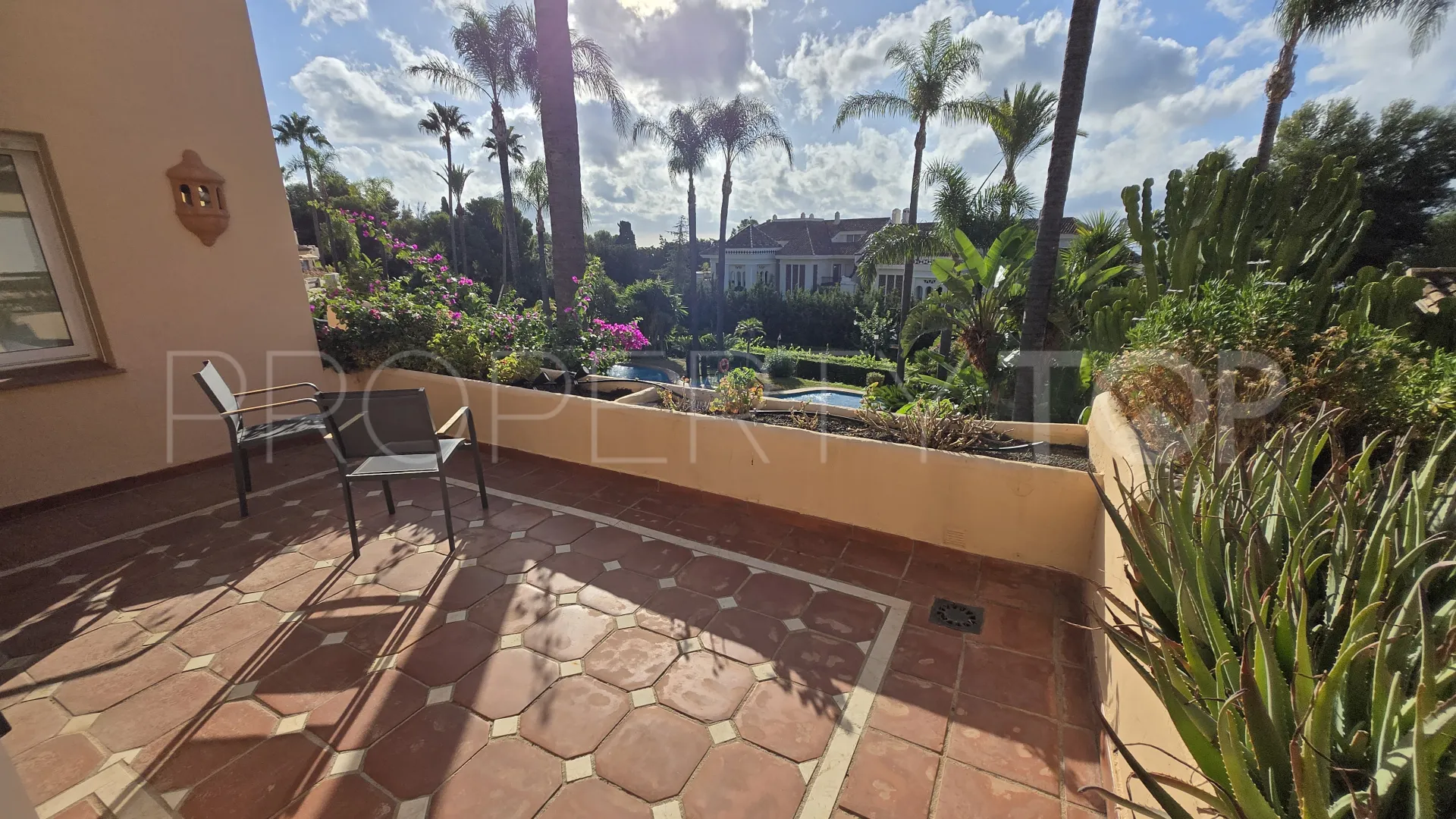 El Alfar apartment for sale