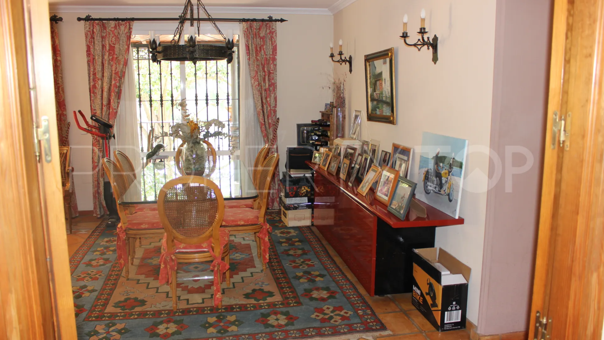 Town house with 4 bedrooms for sale in Marbella Golden Mile
