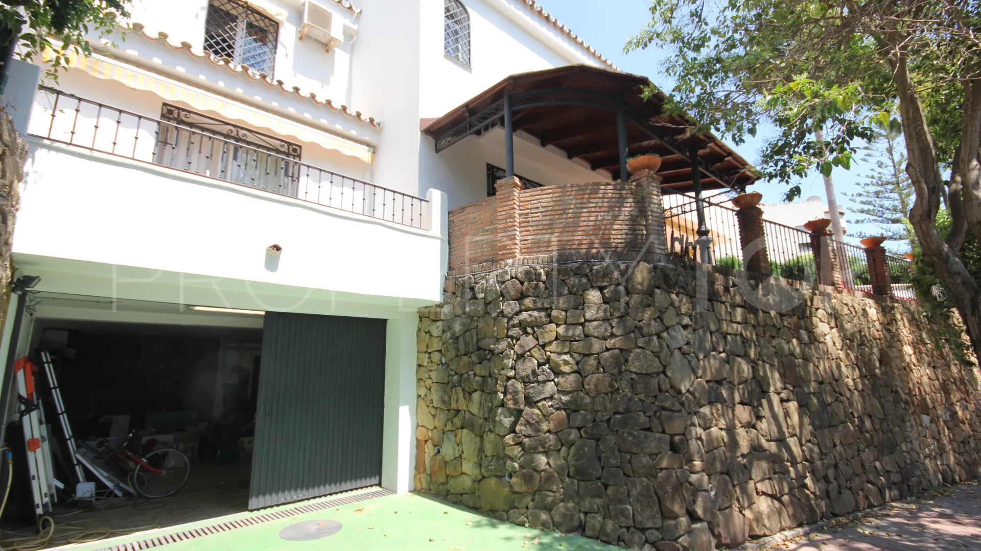 Town house with 4 bedrooms for sale in Marbella Golden Mile