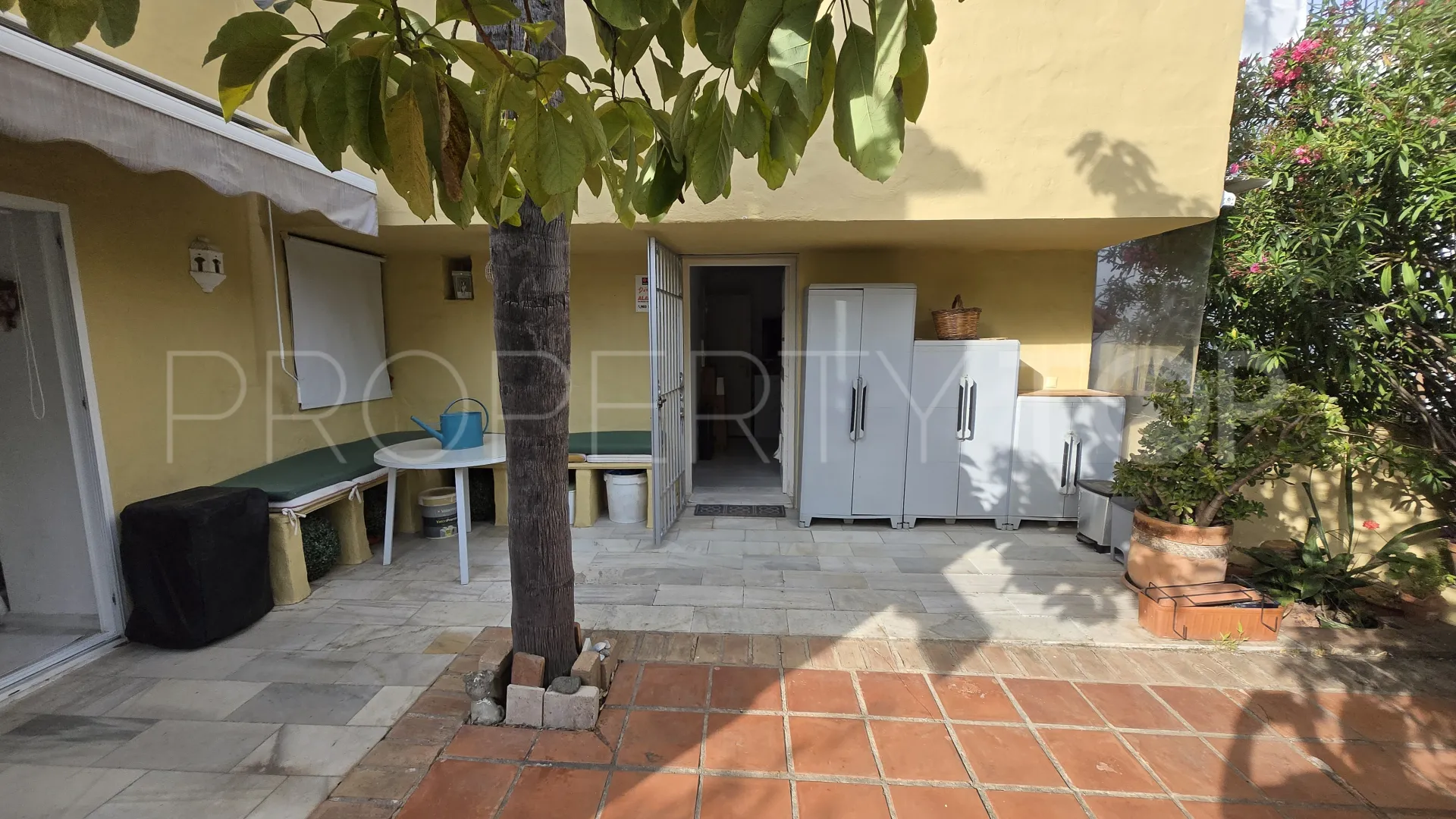 Comprar villa en Balcones de Sierra Blanca
