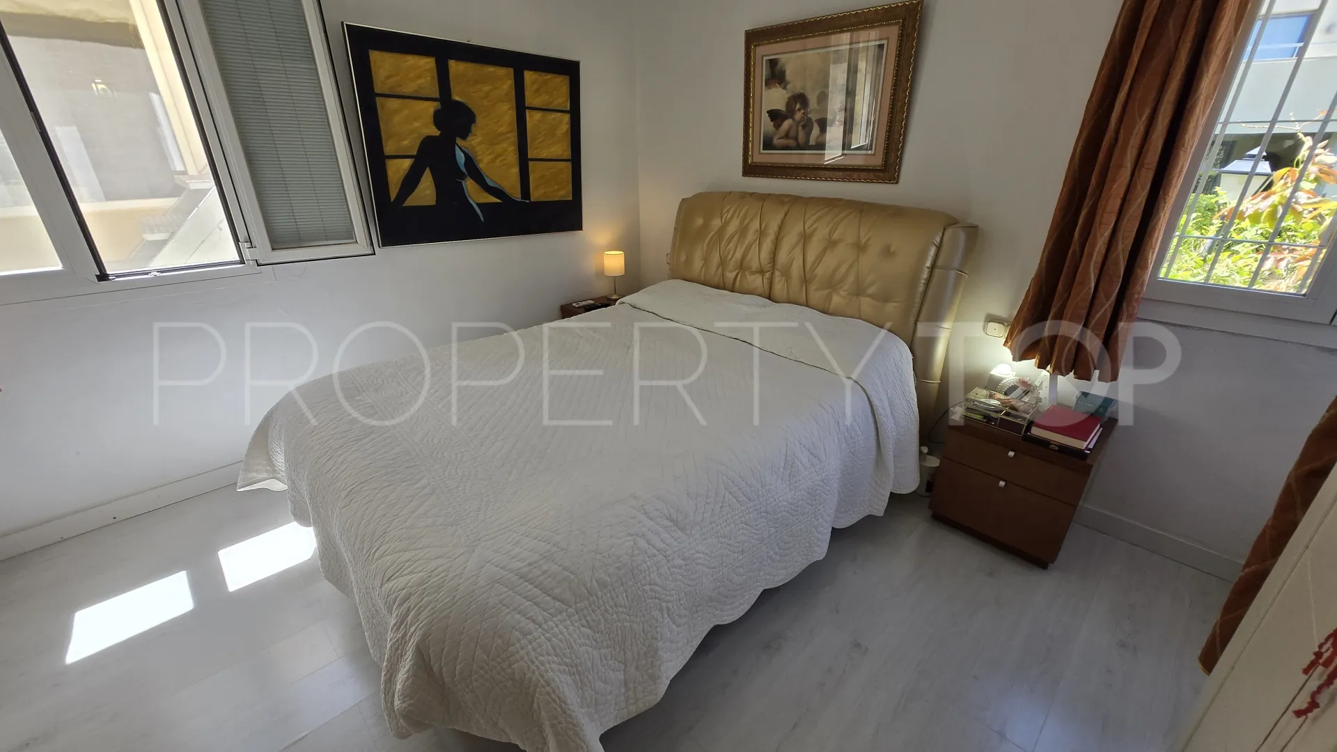Comprar villa en Balcones de Sierra Blanca
