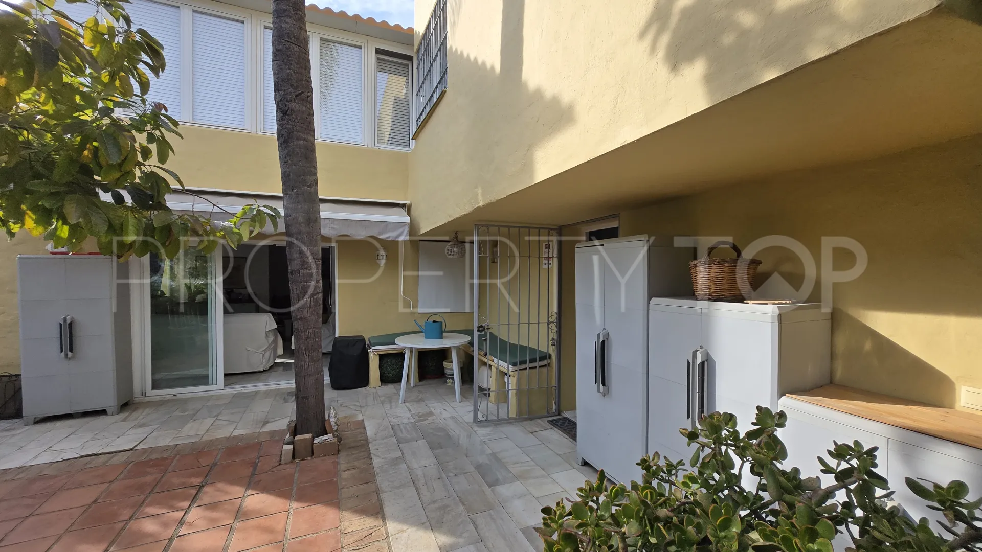 Comprar villa en Balcones de Sierra Blanca