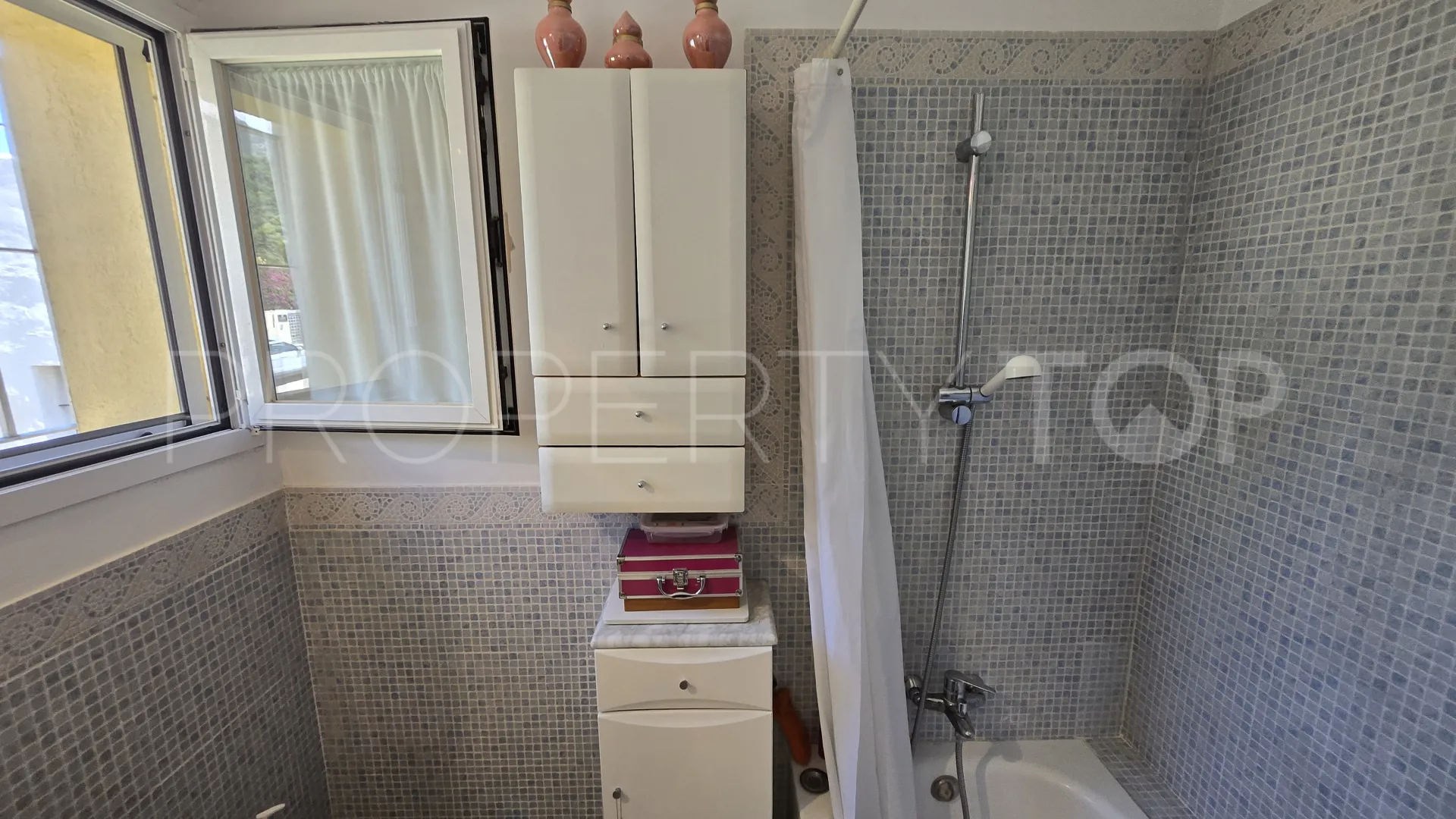 Comprar villa en Balcones de Sierra Blanca