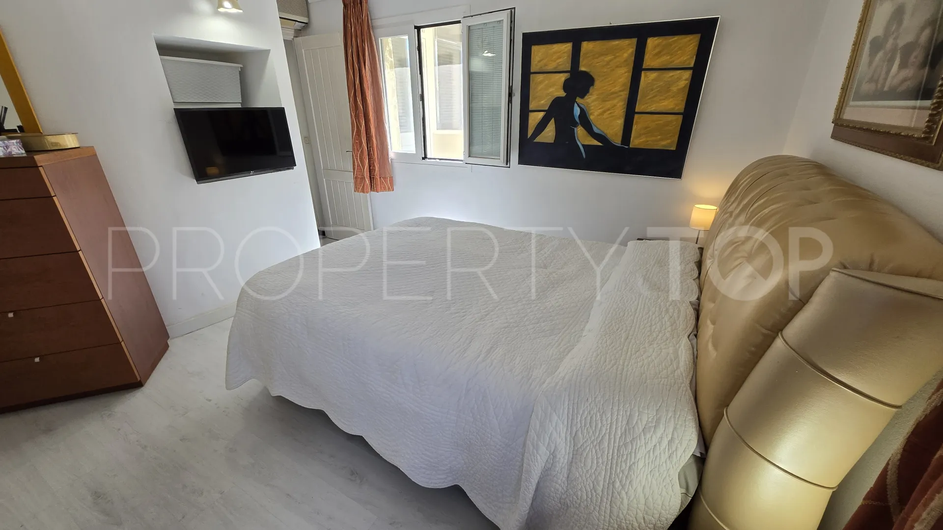 Comprar villa en Balcones de Sierra Blanca