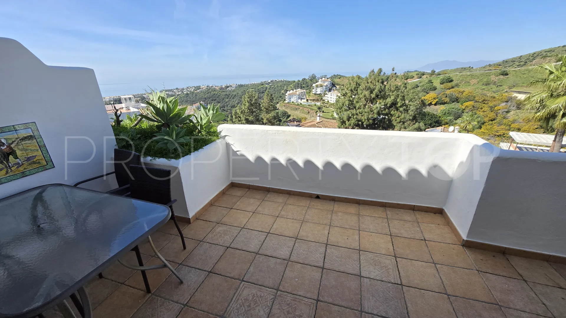 Ático en venta en Sitio de Calahonda de 2 dormitorios