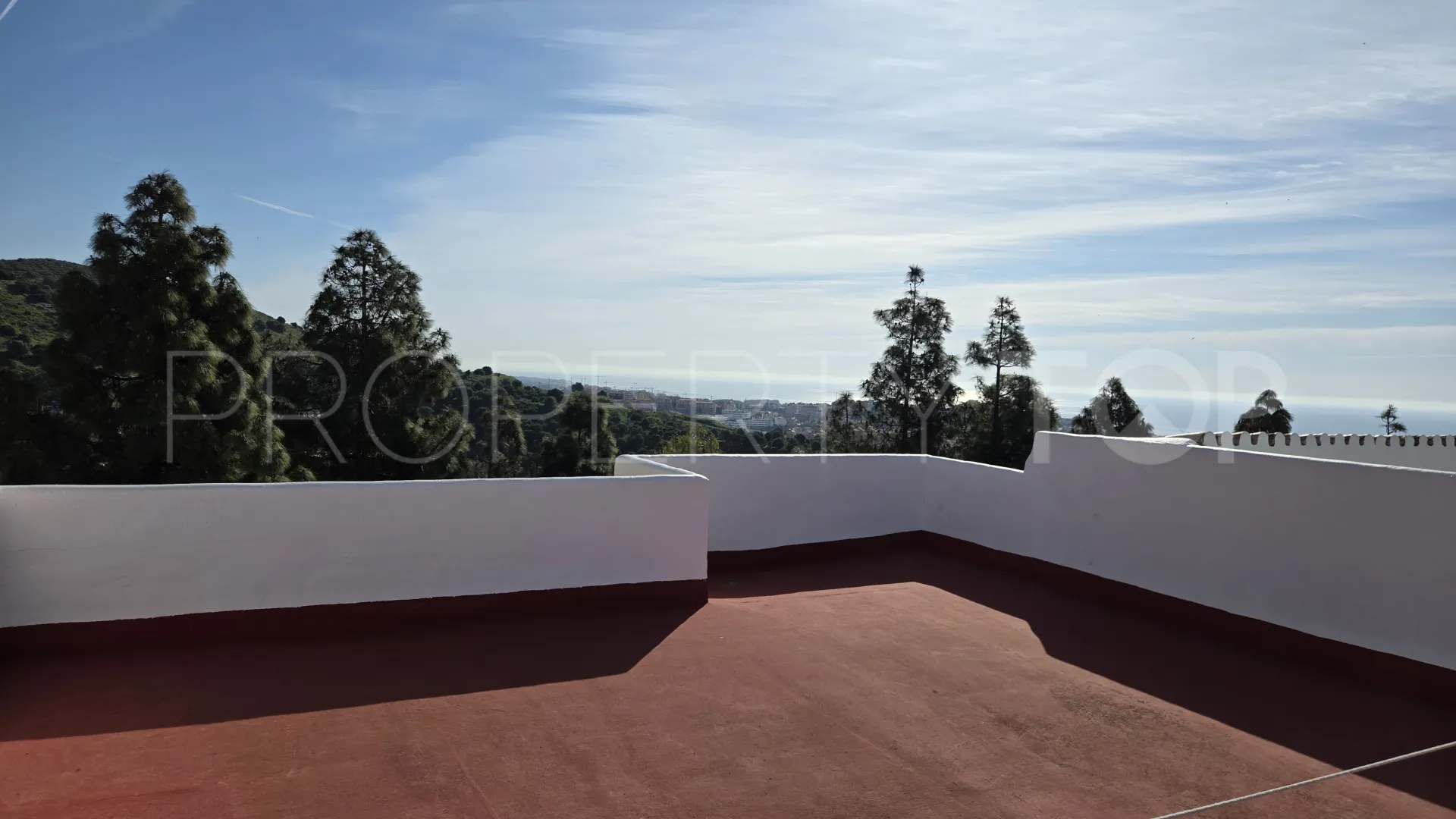 Ático en venta en Sitio de Calahonda de 2 dormitorios