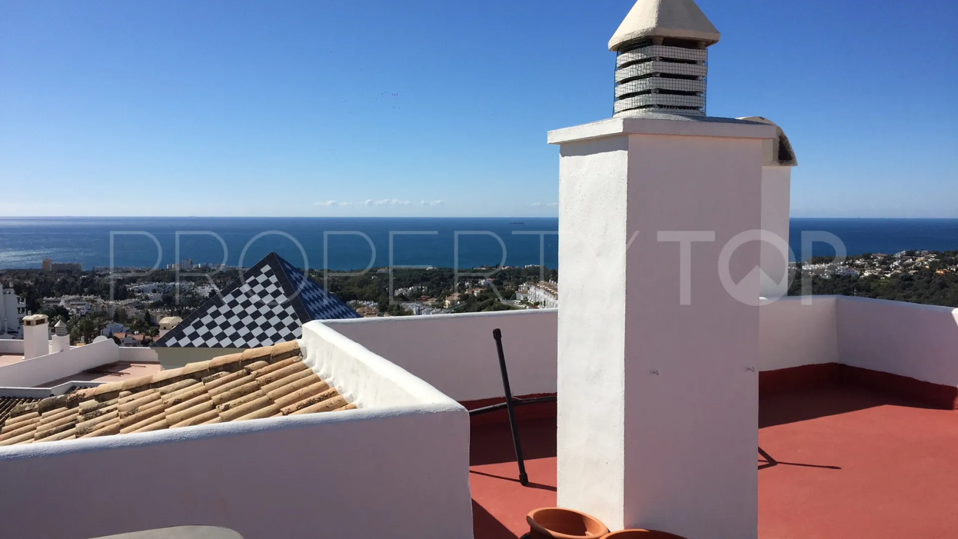 Ático en venta en Sitio de Calahonda de 2 dormitorios