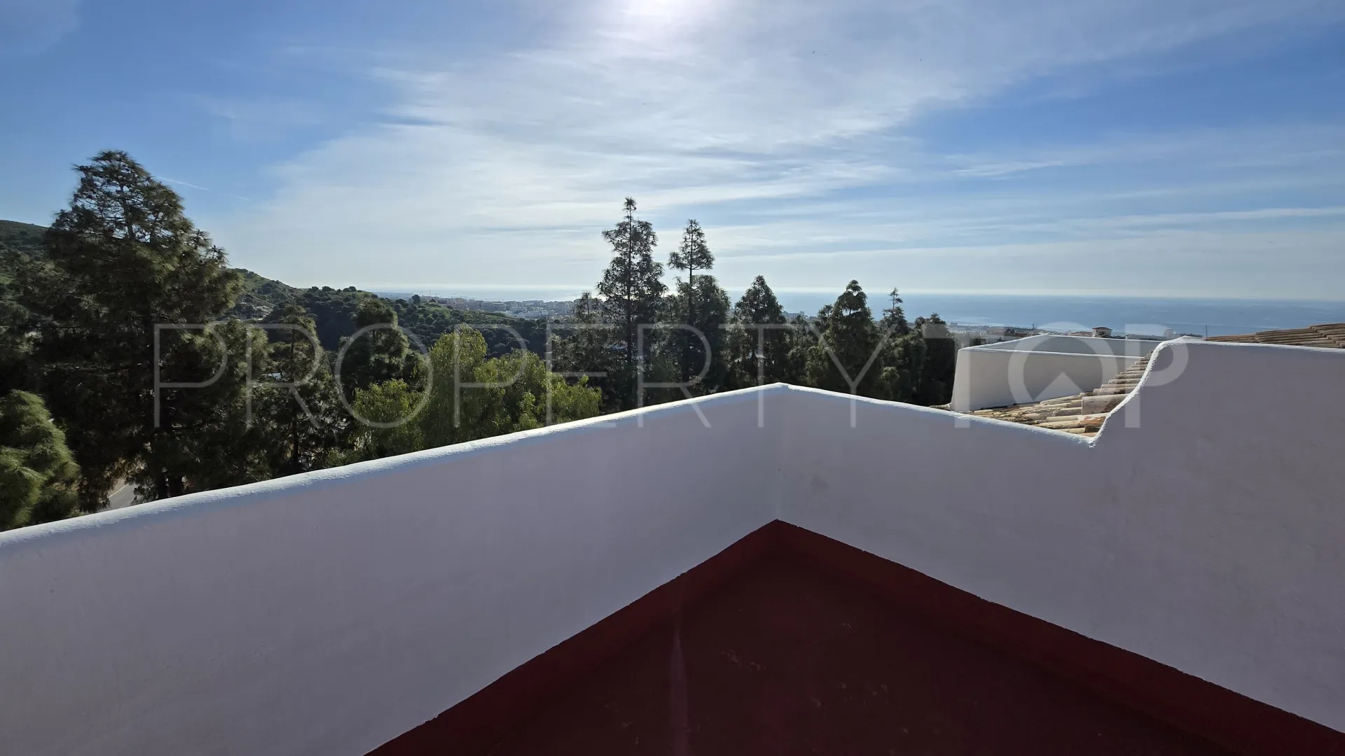 Ático en venta en Sitio de Calahonda de 2 dormitorios