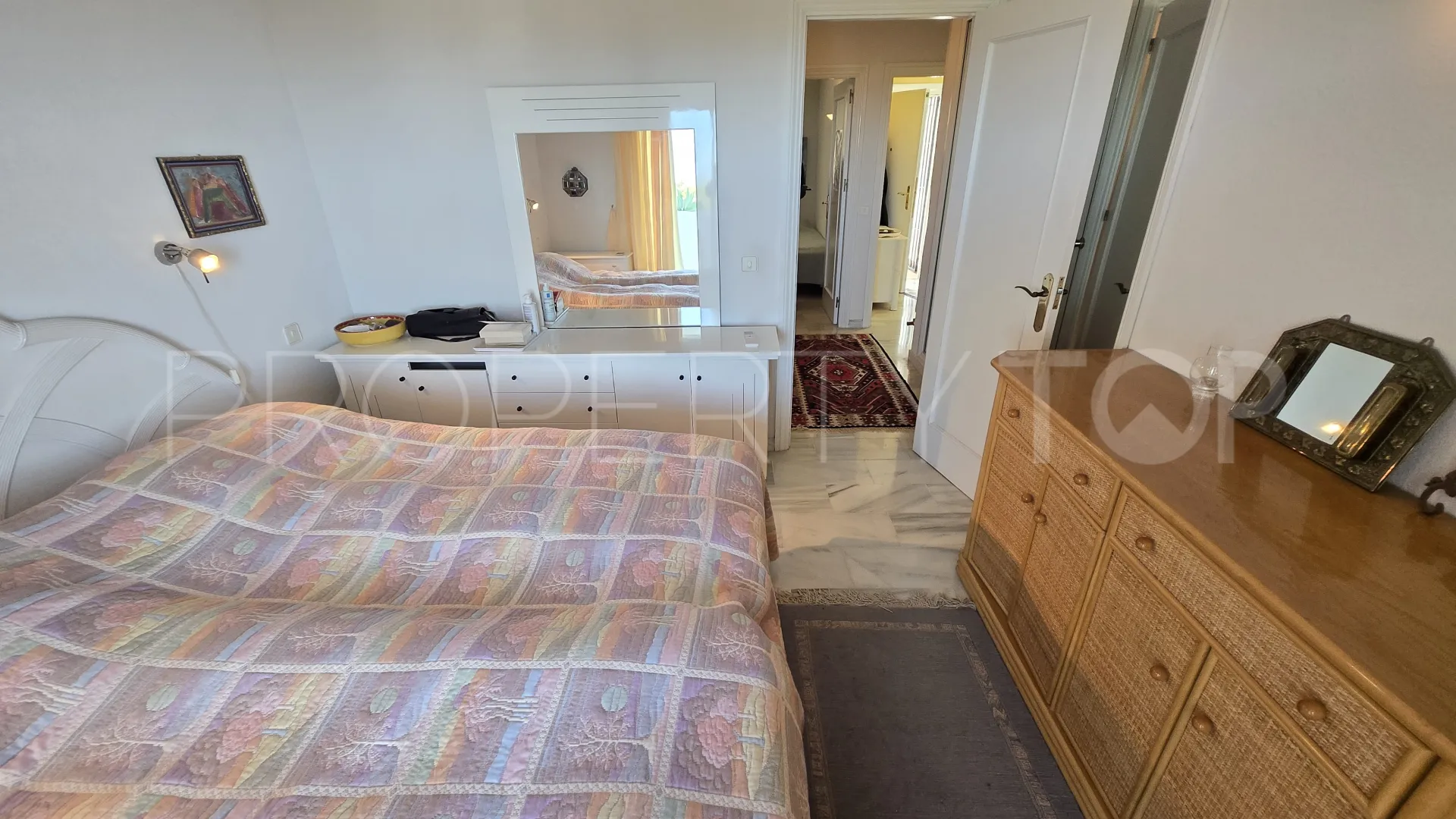 Ático en venta en Sitio de Calahonda de 2 dormitorios
