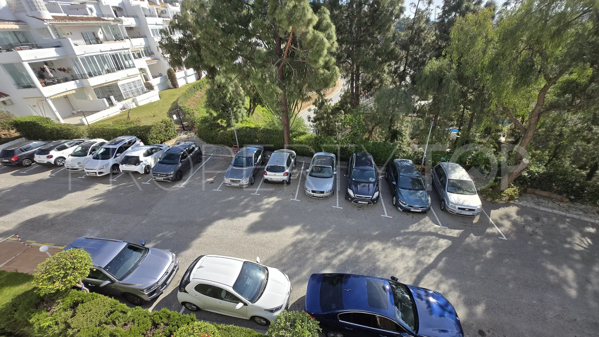 Ático en venta en Sitio de Calahonda de 2 dormitorios