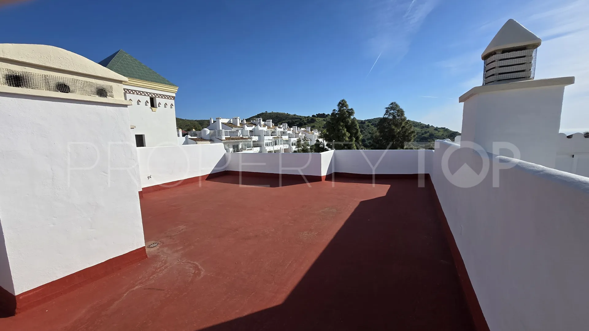 Ático en venta en Sitio de Calahonda de 2 dormitorios