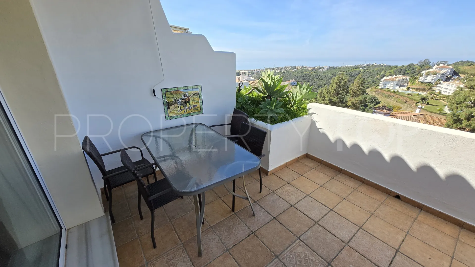 Ático en venta en Sitio de Calahonda de 2 dormitorios