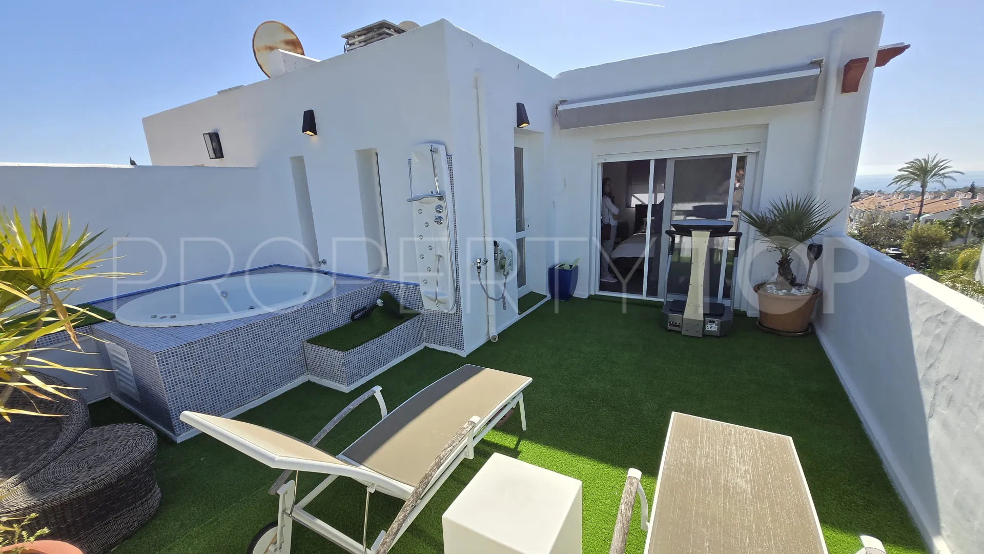 Buy town house in Marbella Golden Mile with 4 bedrooms