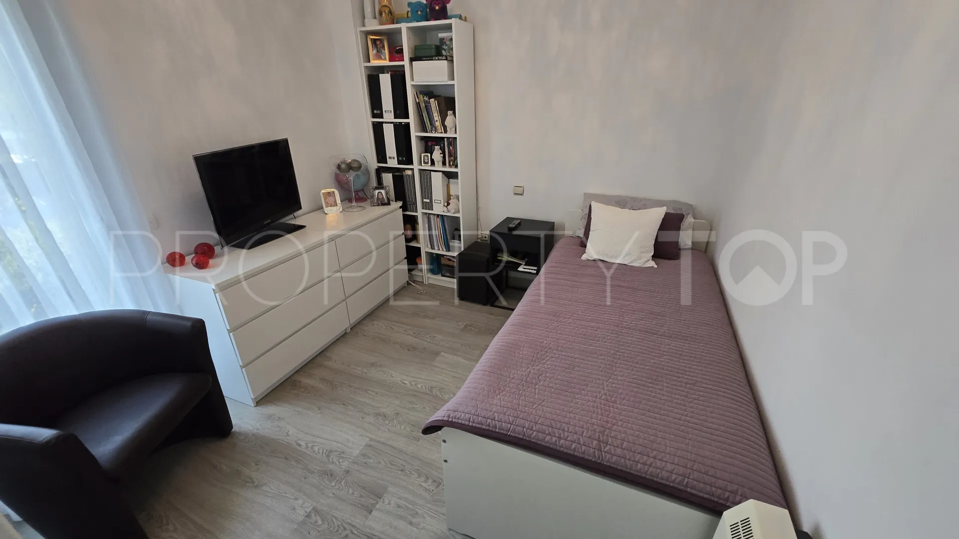 Buy town house in Marbella Golden Mile with 4 bedrooms