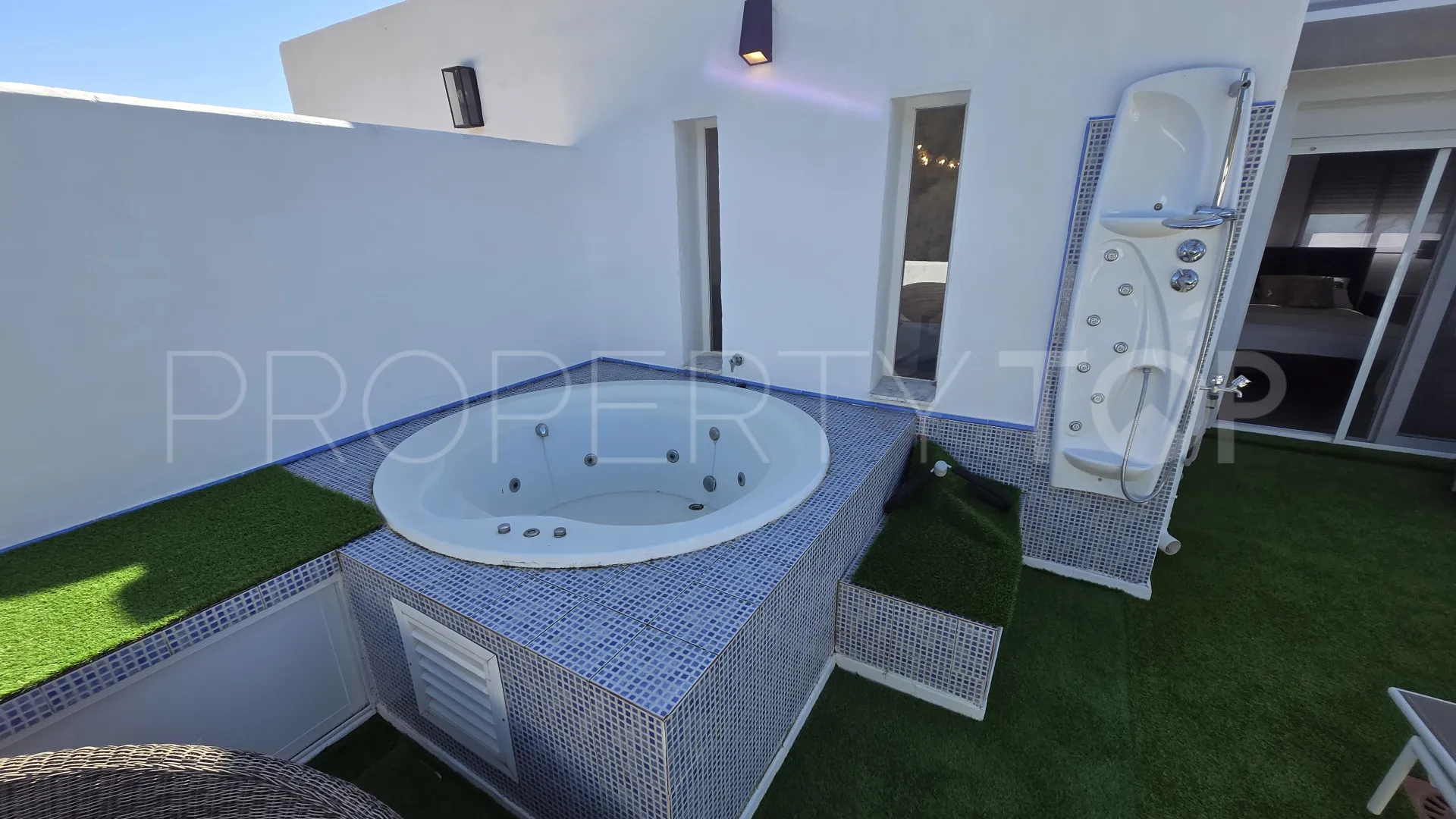Buy town house in Marbella Golden Mile with 4 bedrooms