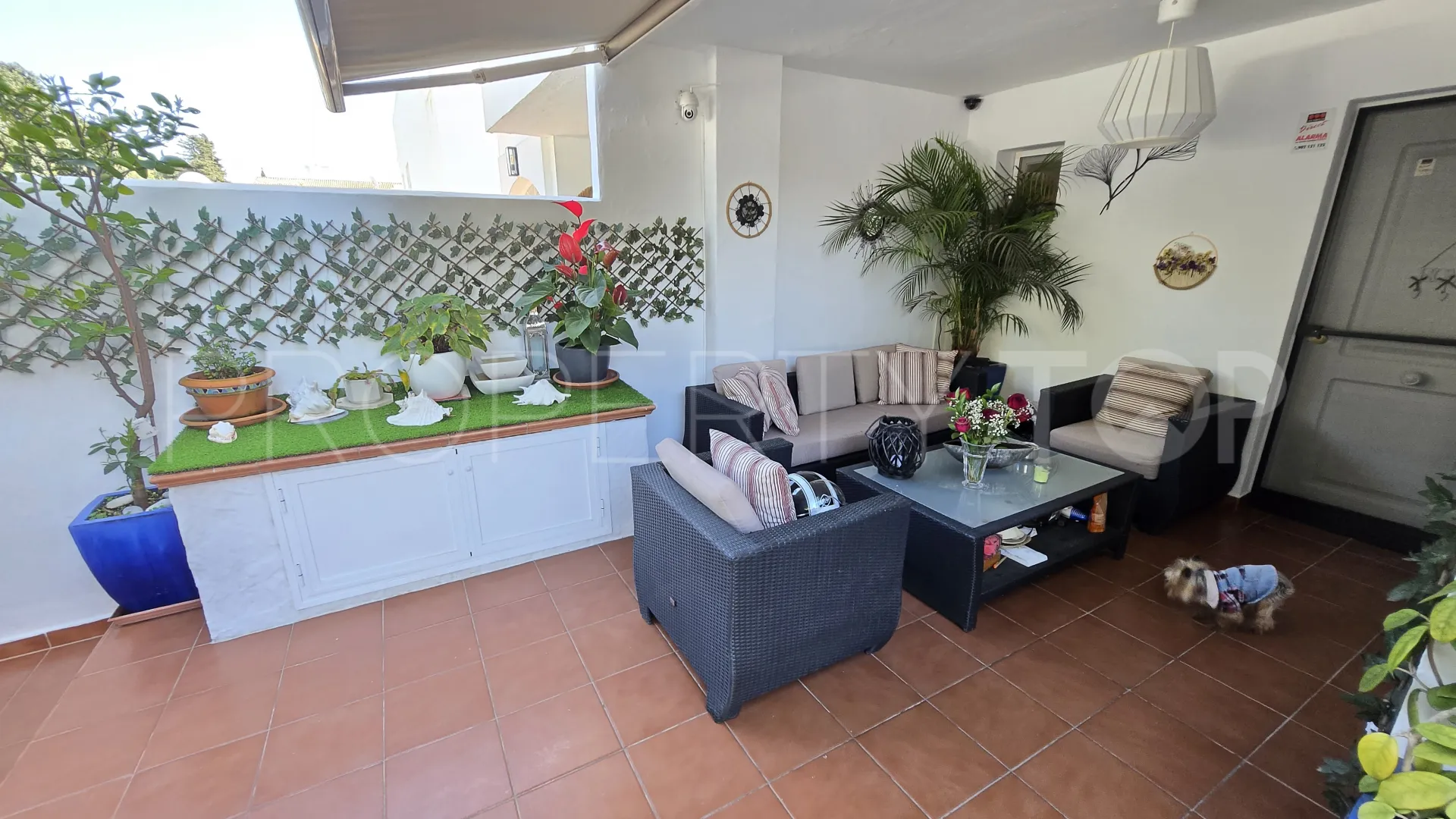 Buy town house in Marbella Golden Mile with 4 bedrooms
