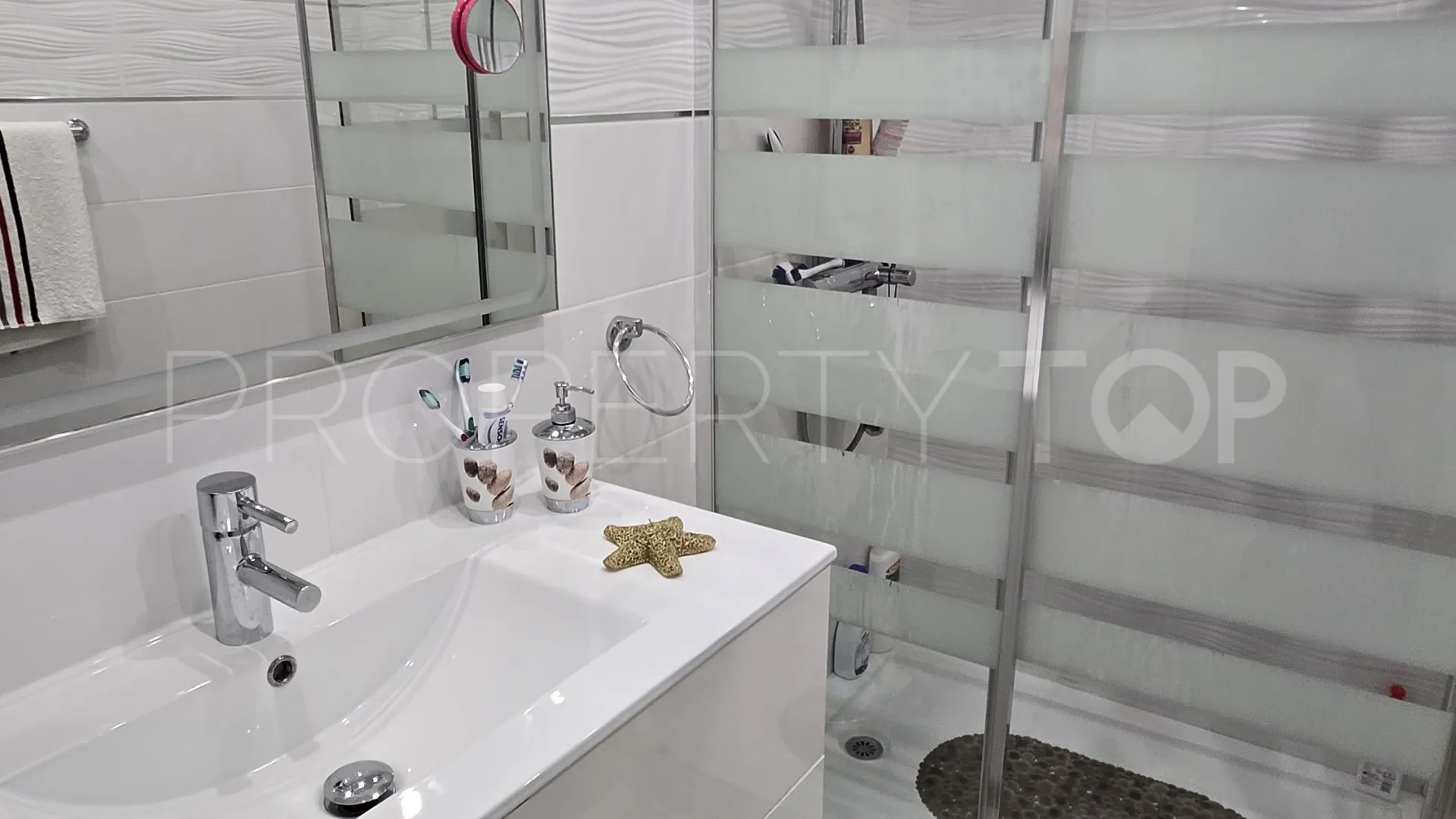 Buy town house in Marbella Golden Mile with 4 bedrooms