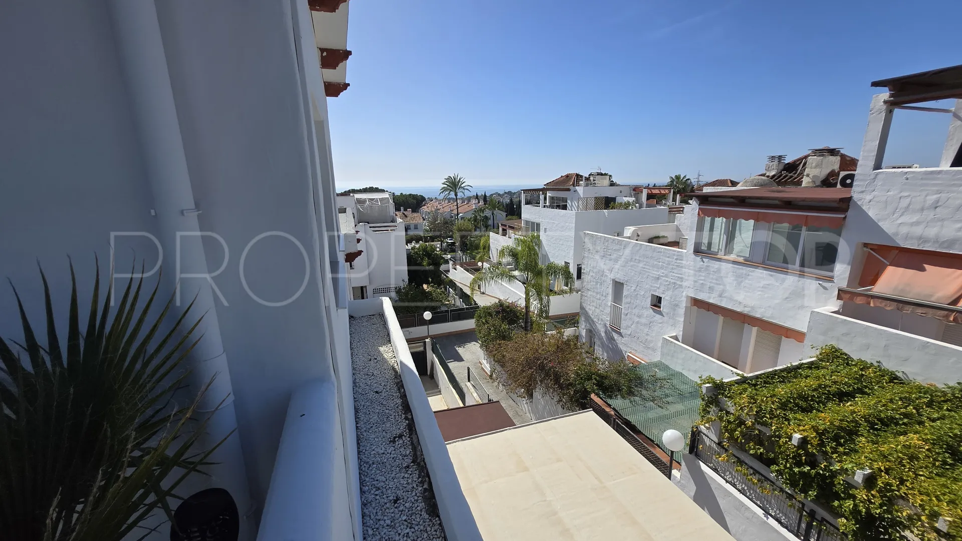 Buy town house in Marbella Golden Mile with 4 bedrooms