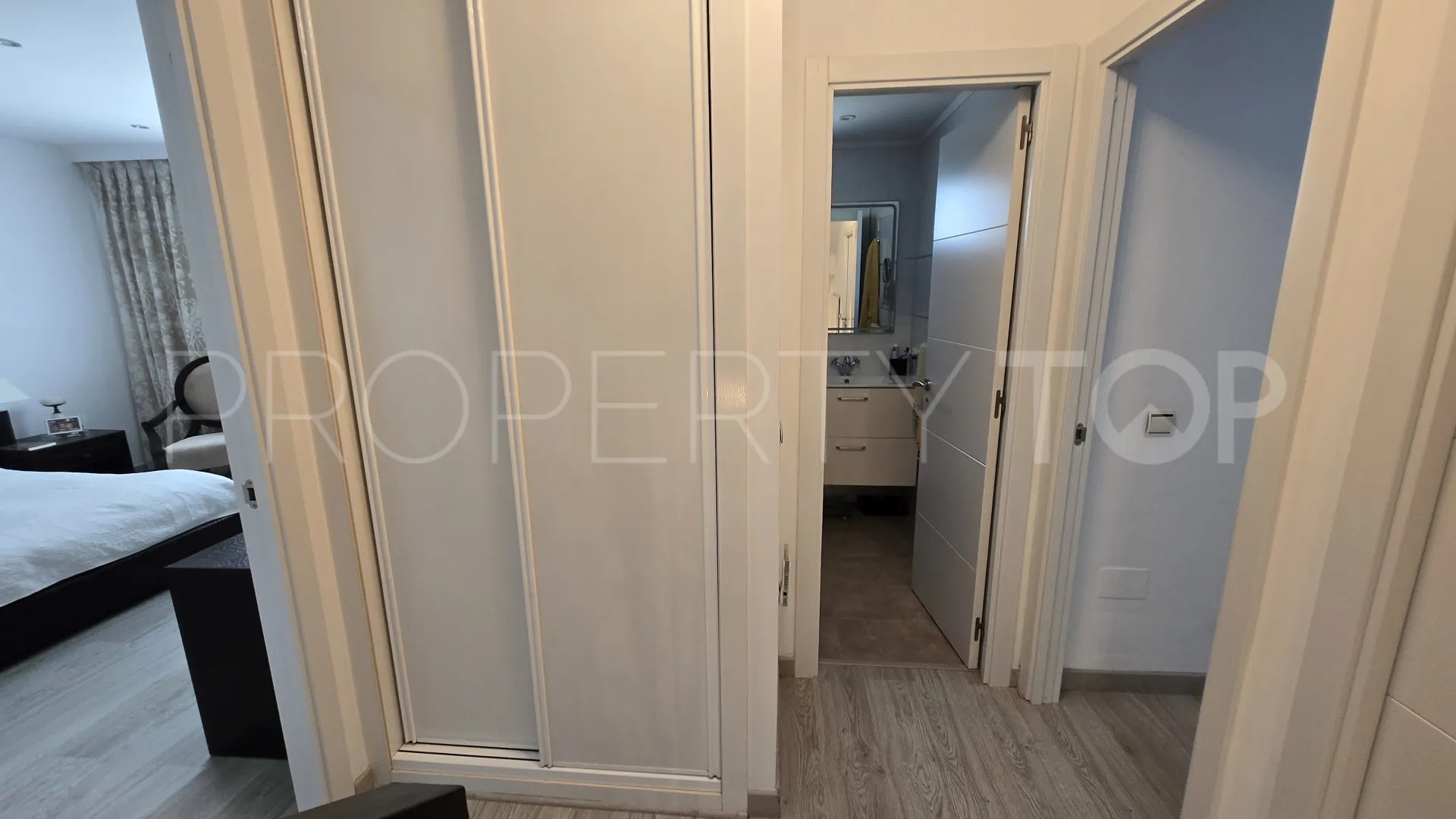Buy town house in Marbella Golden Mile with 4 bedrooms