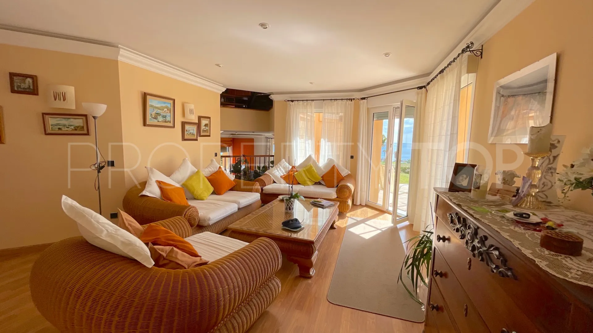 Alcaidesa 7 bedrooms villa for sale