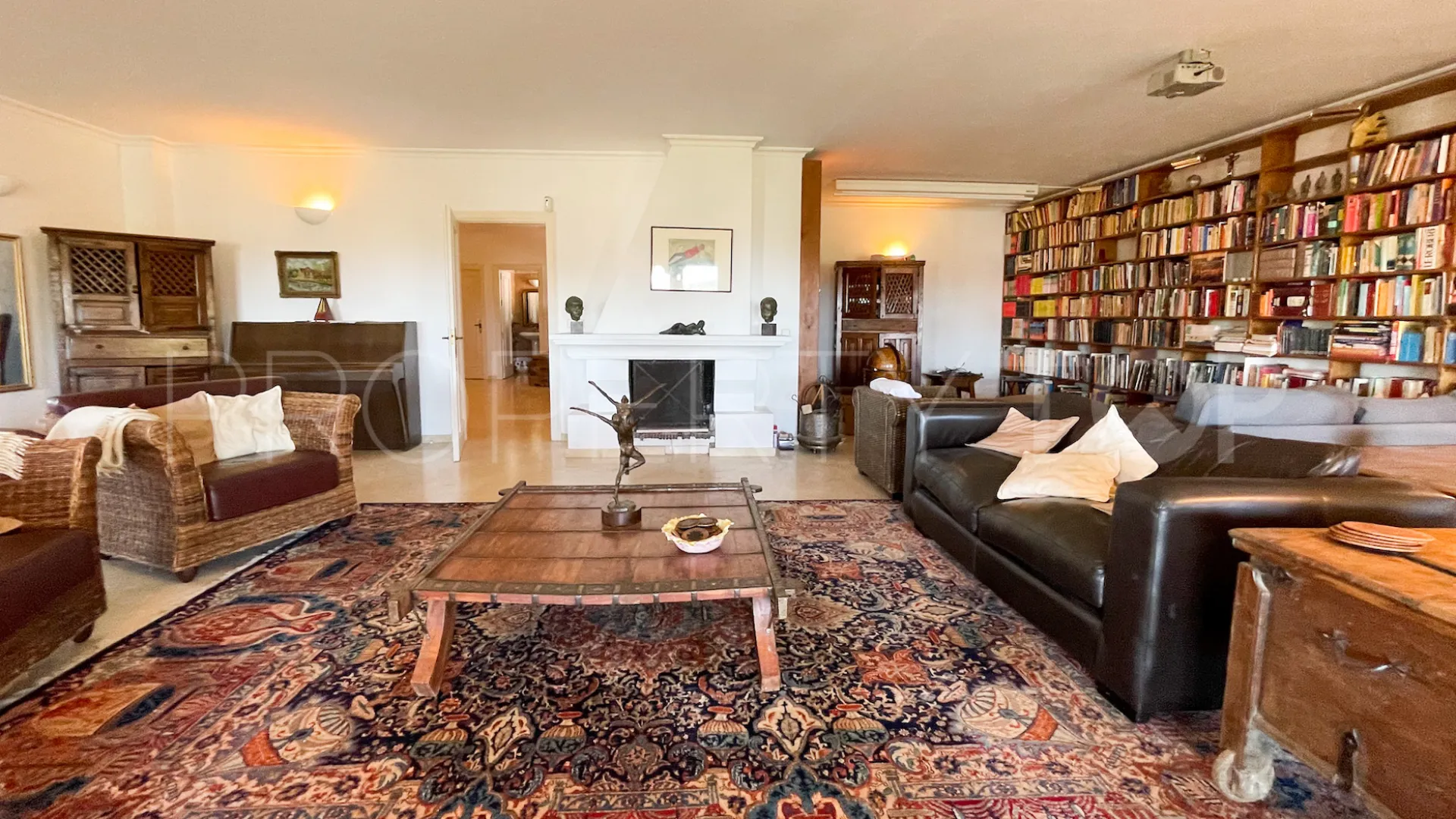 For sale 6 bedrooms villa in Sotogrande Costa