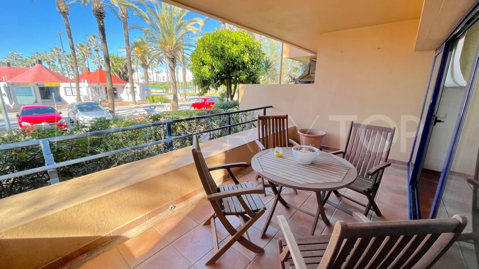 Buy Sotogrande Playa ground floor apartment