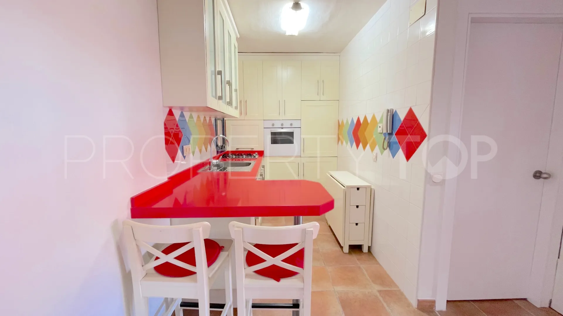 Buy Sotogrande Playa ground floor apartment