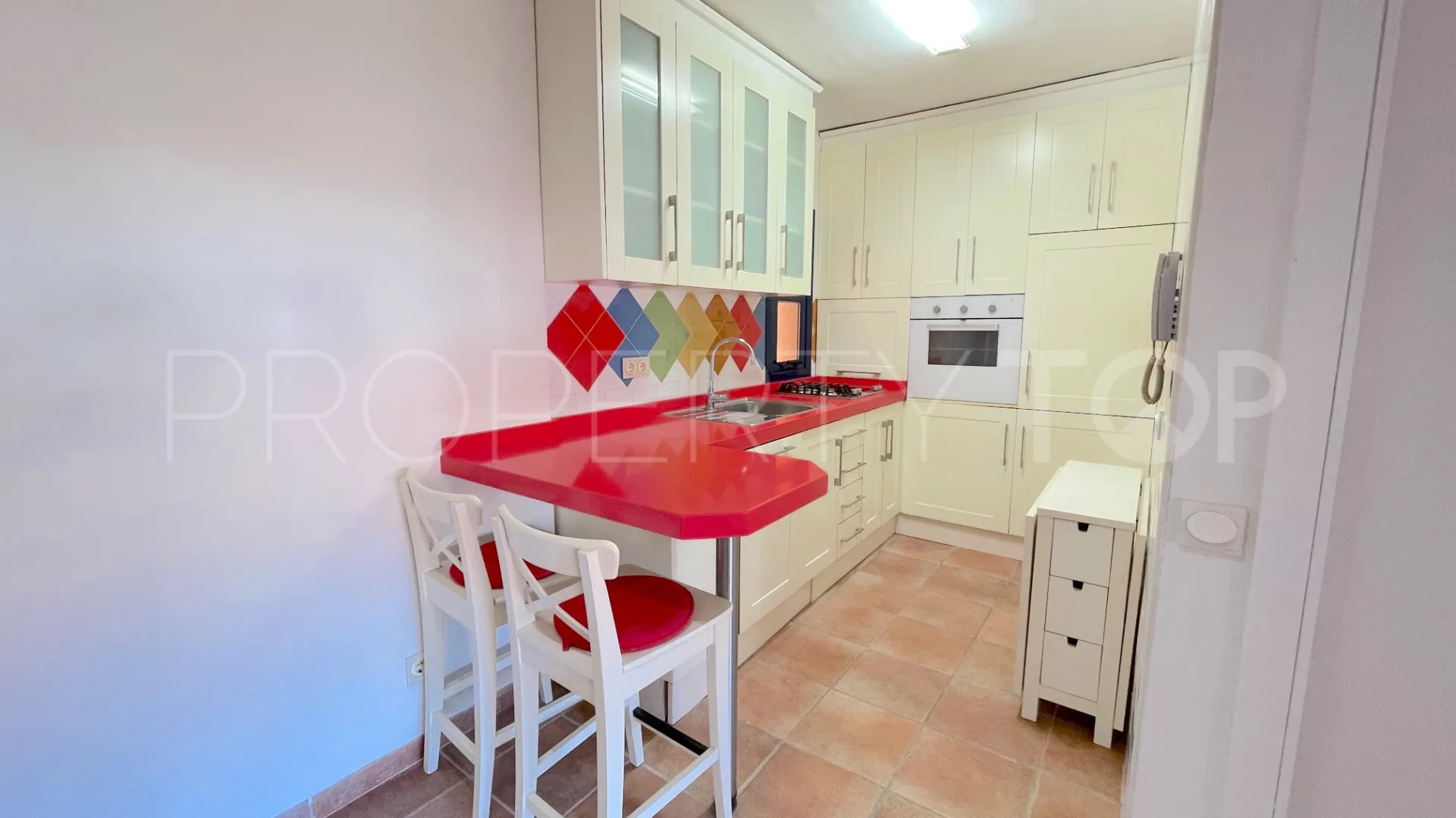 Buy Sotogrande Playa ground floor apartment