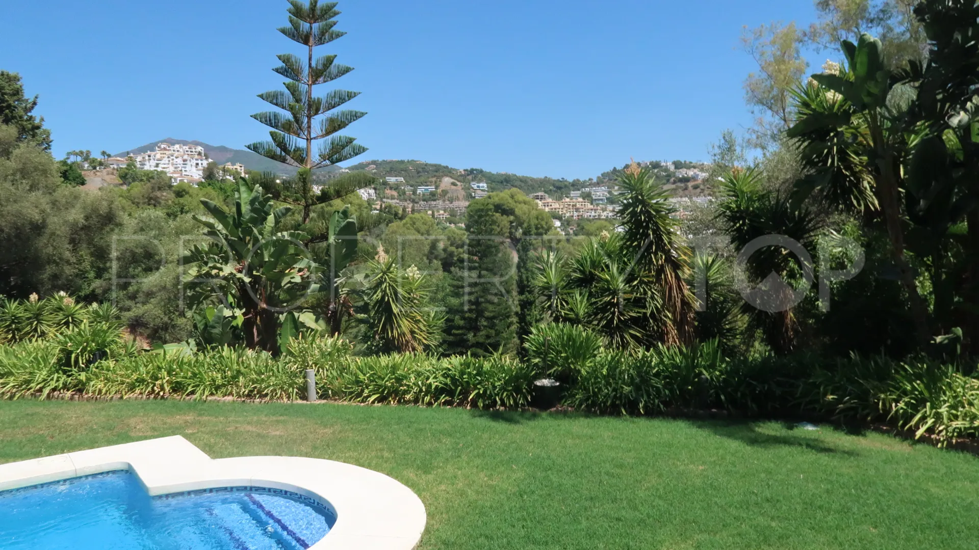 For sale Los Almendros villa with 5 bedrooms