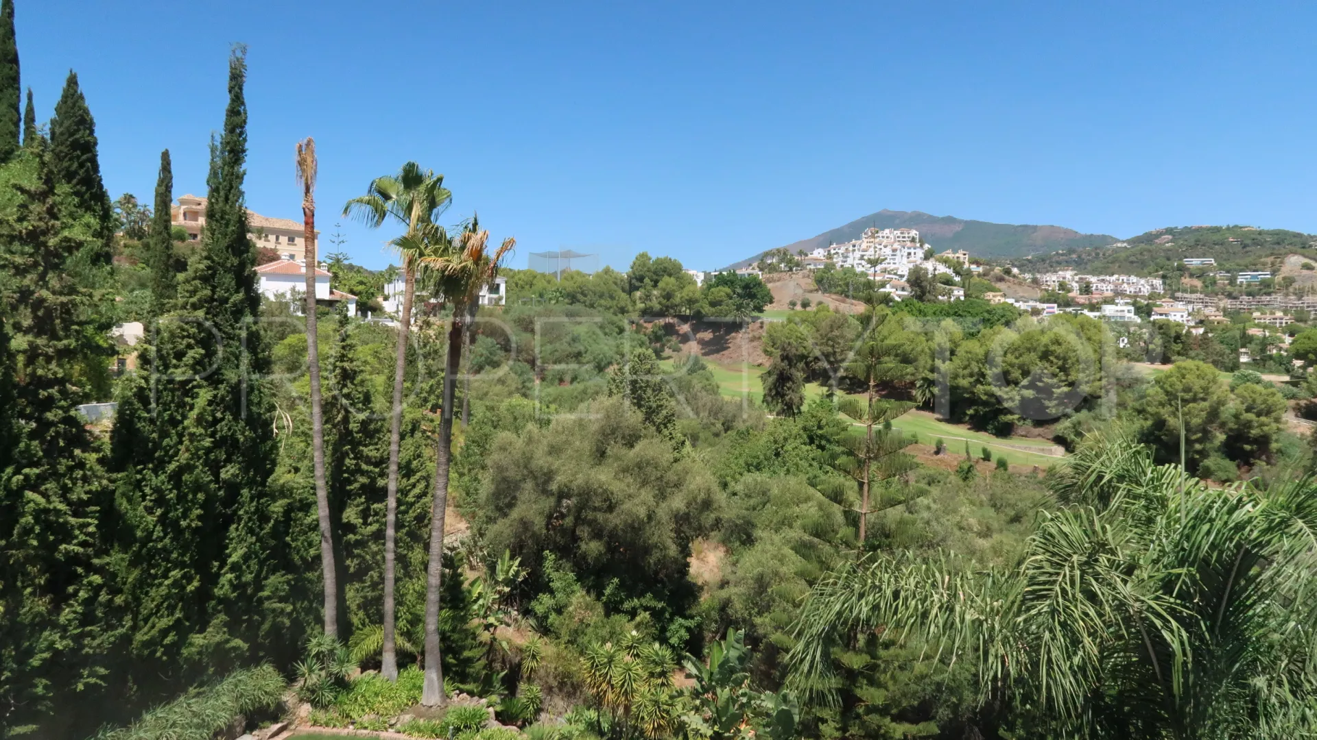For sale Los Almendros villa with 5 bedrooms