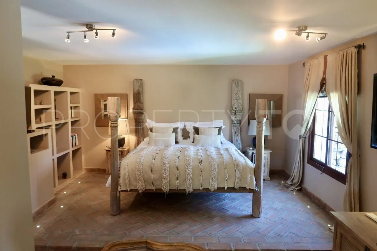 For sale Los Almendros villa