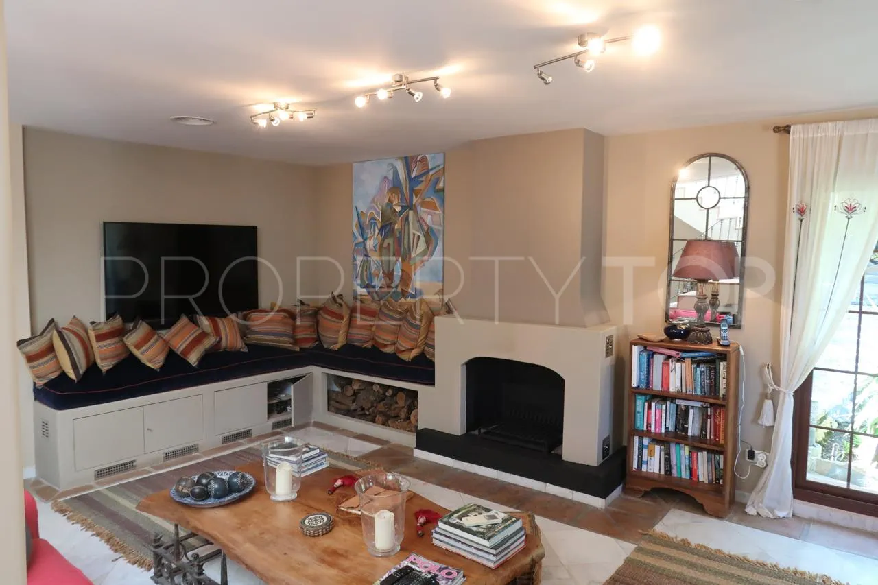 For sale Los Almendros villa