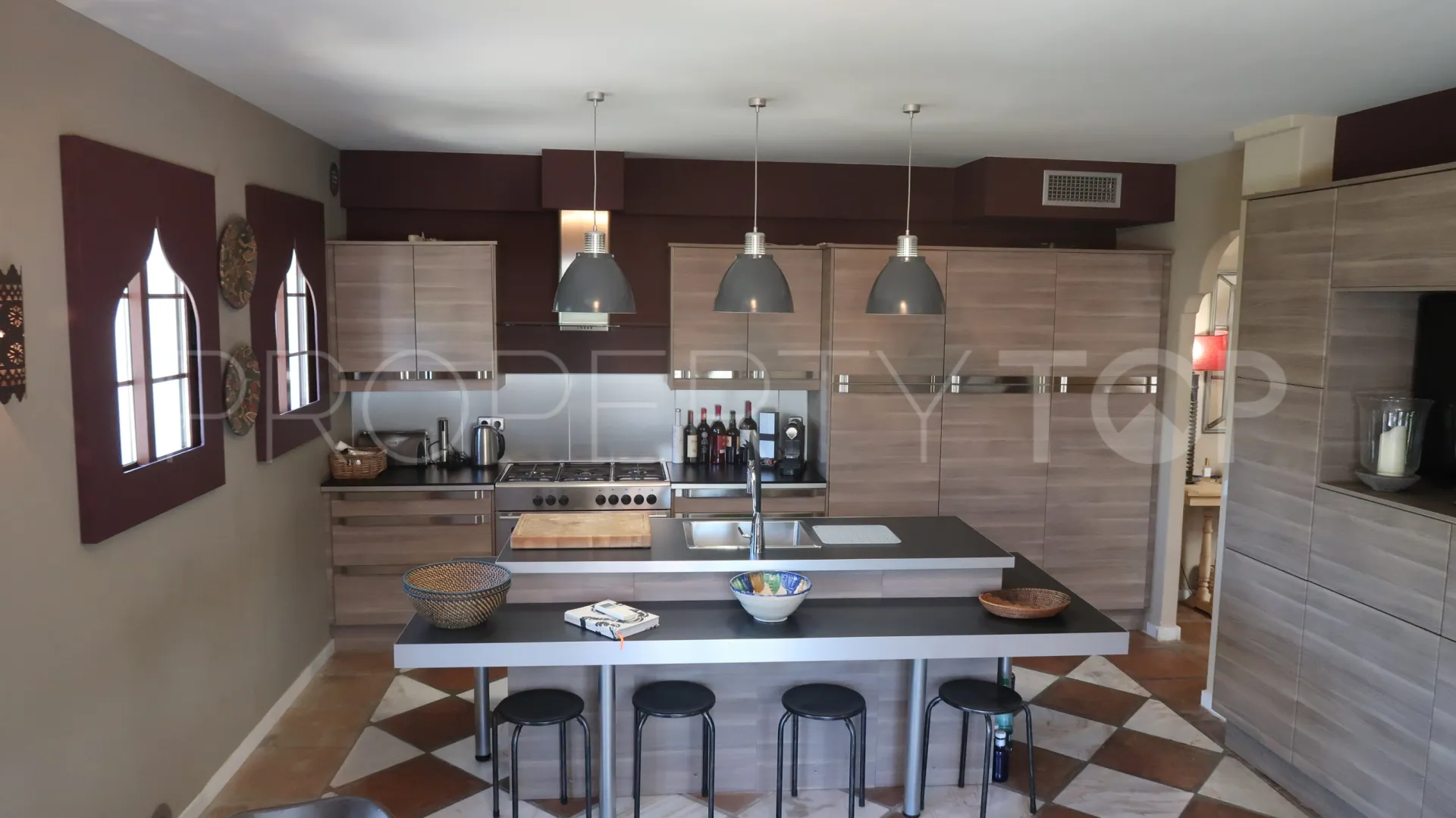 For sale Los Almendros villa with 5 bedrooms