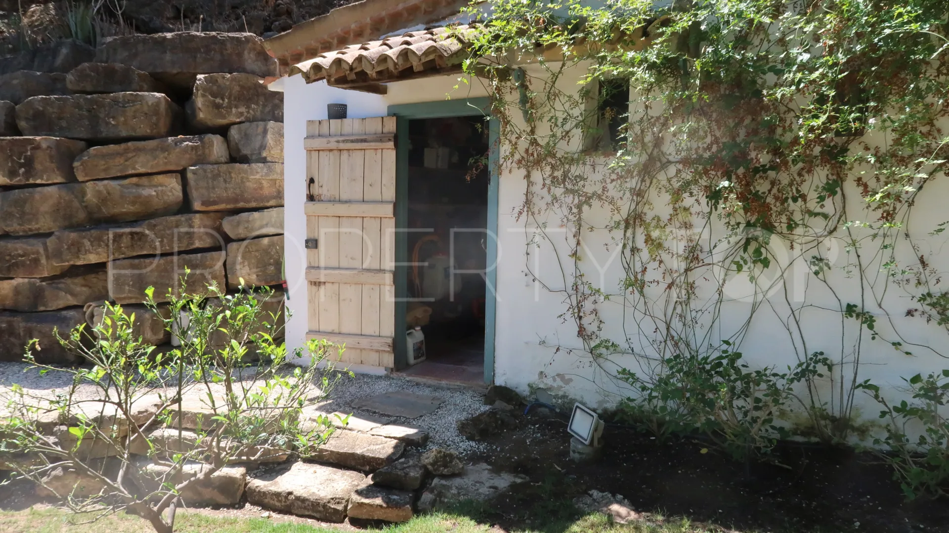 For sale Los Almendros villa with 5 bedrooms