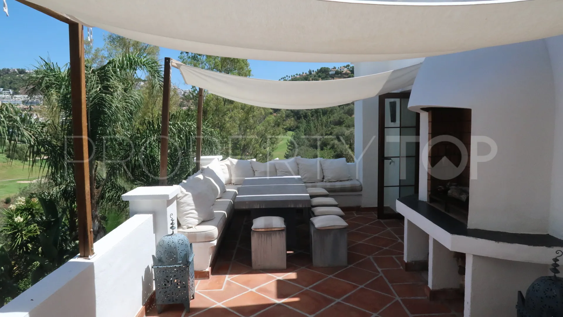 For sale Los Almendros villa with 5 bedrooms