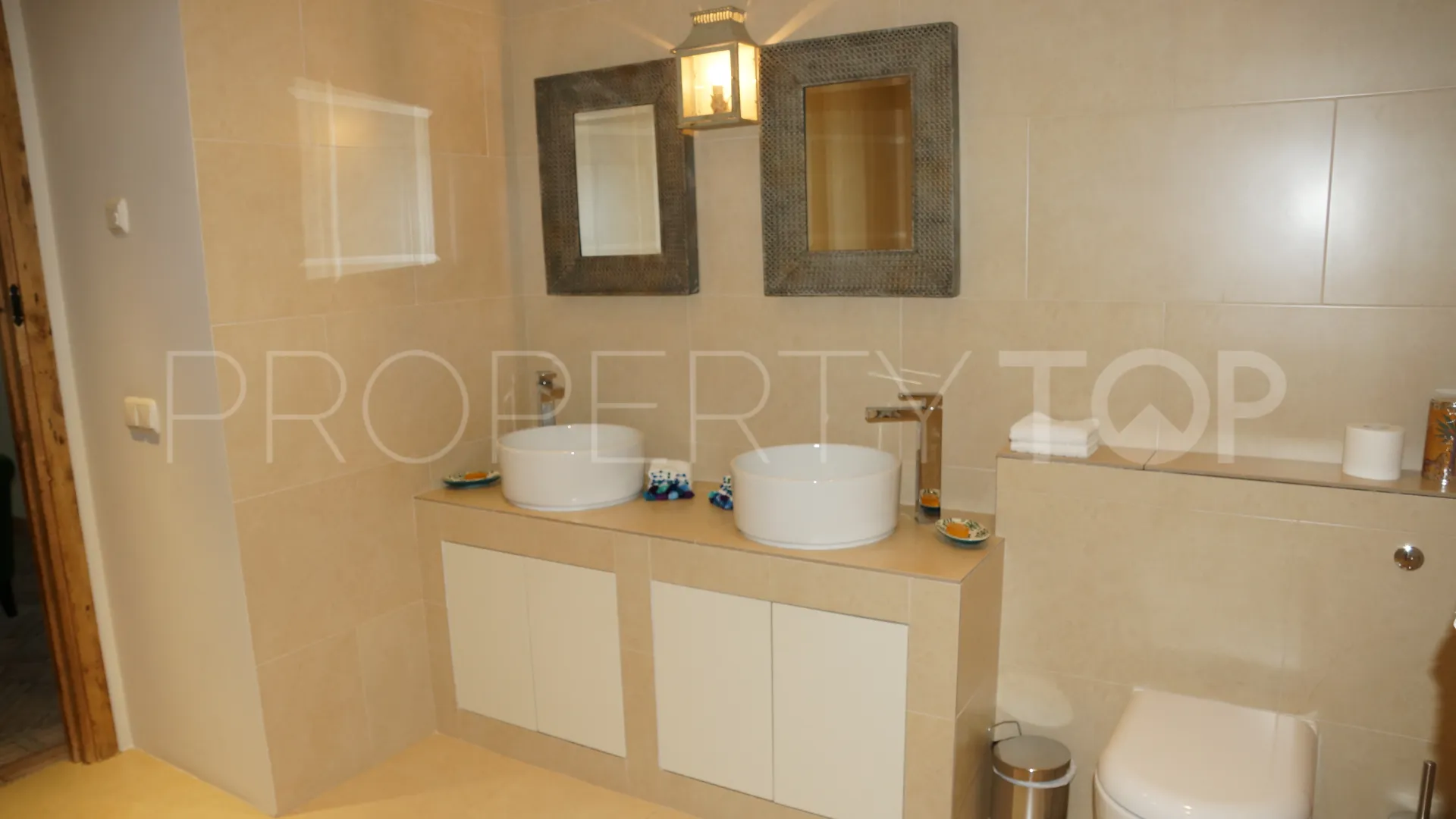 For sale Los Almendros villa with 5 bedrooms