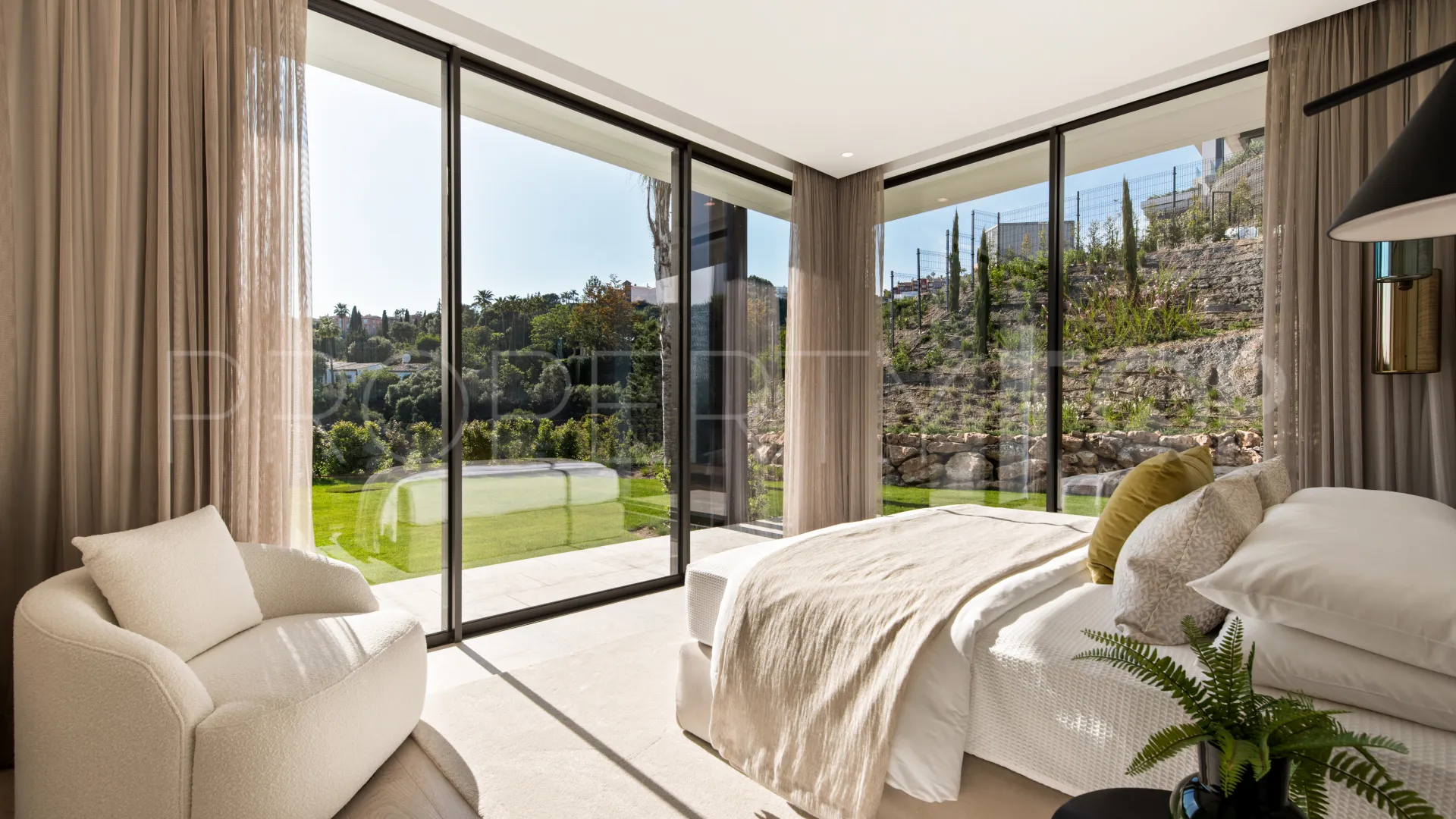 6 bedrooms villa for sale in El Herrojo