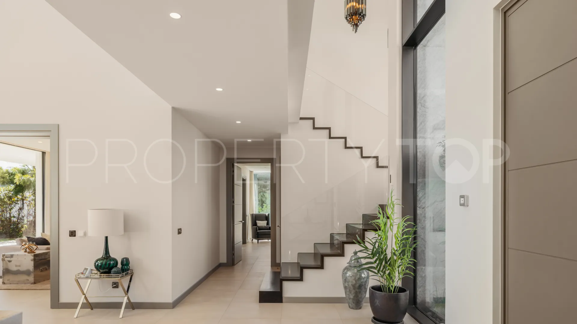 Villa in El Madroñal for sale
