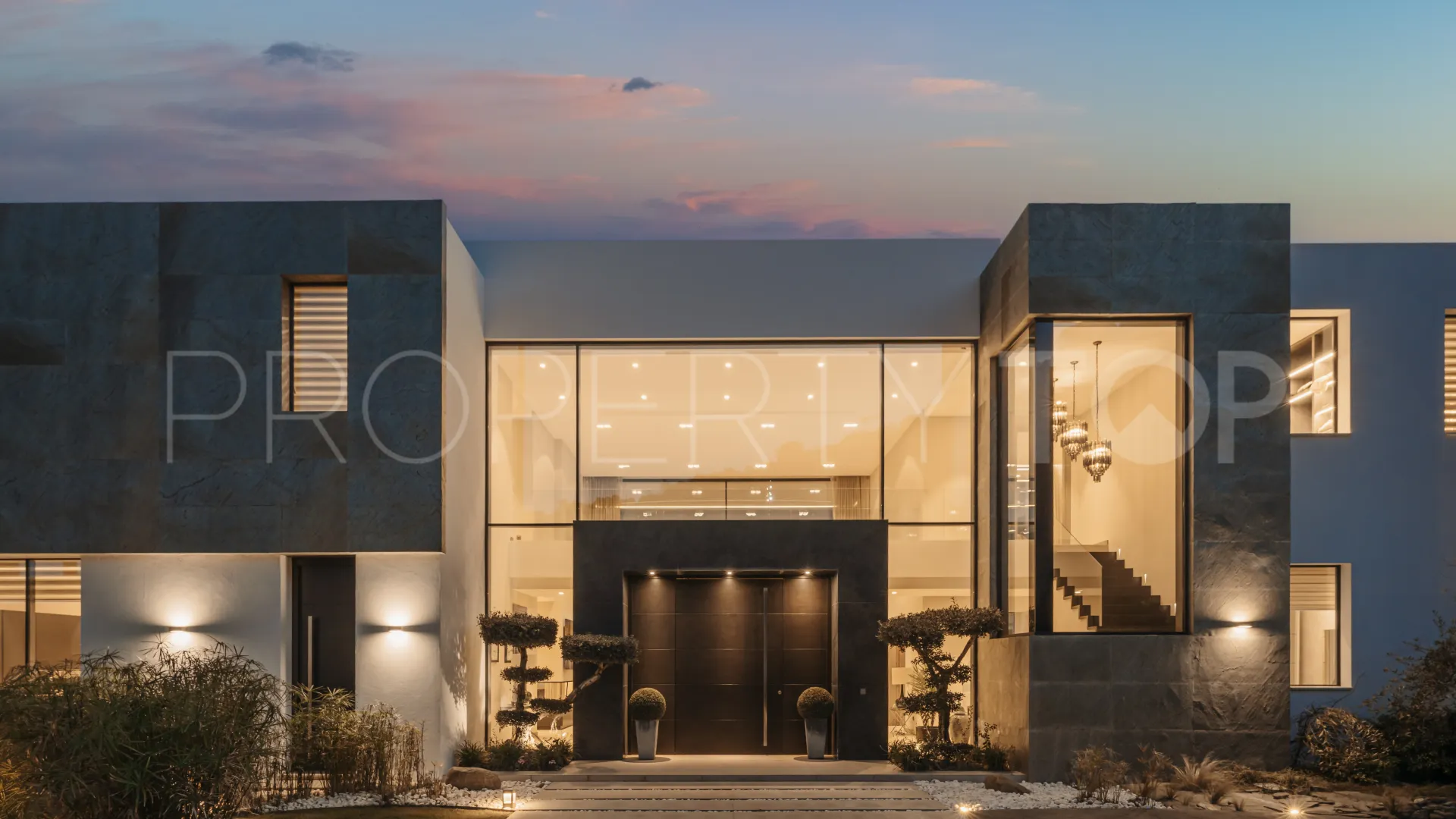 Villa in El Madroñal for sale