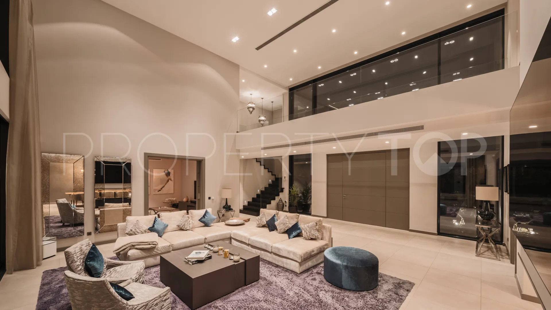Villa in El Madroñal for sale