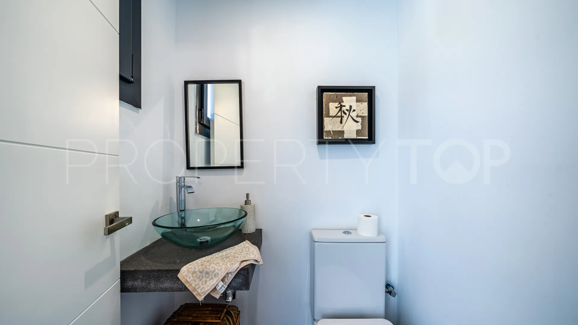 Comprar villa en Pinares de San Antón de 4 dormitorios