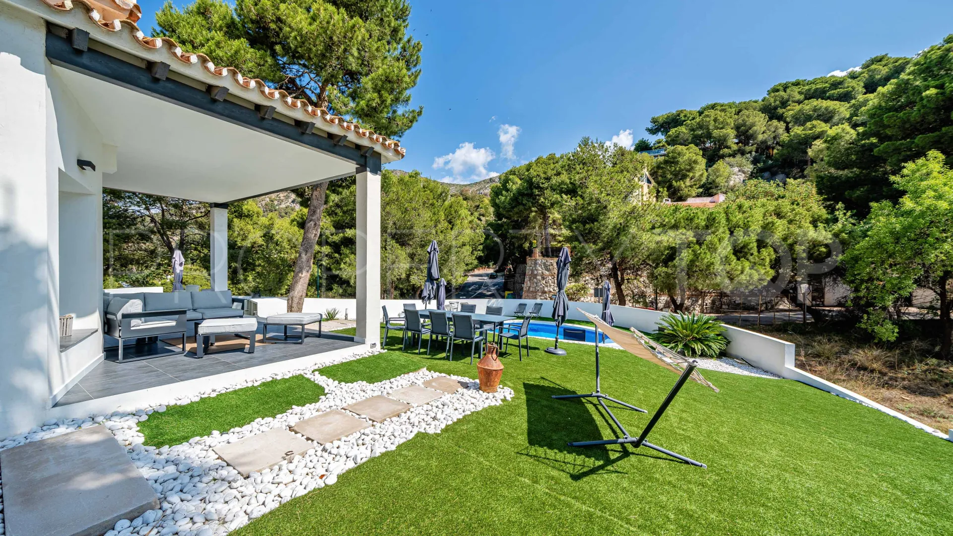 Comprar villa en Pinares de San Antón de 4 dormitorios