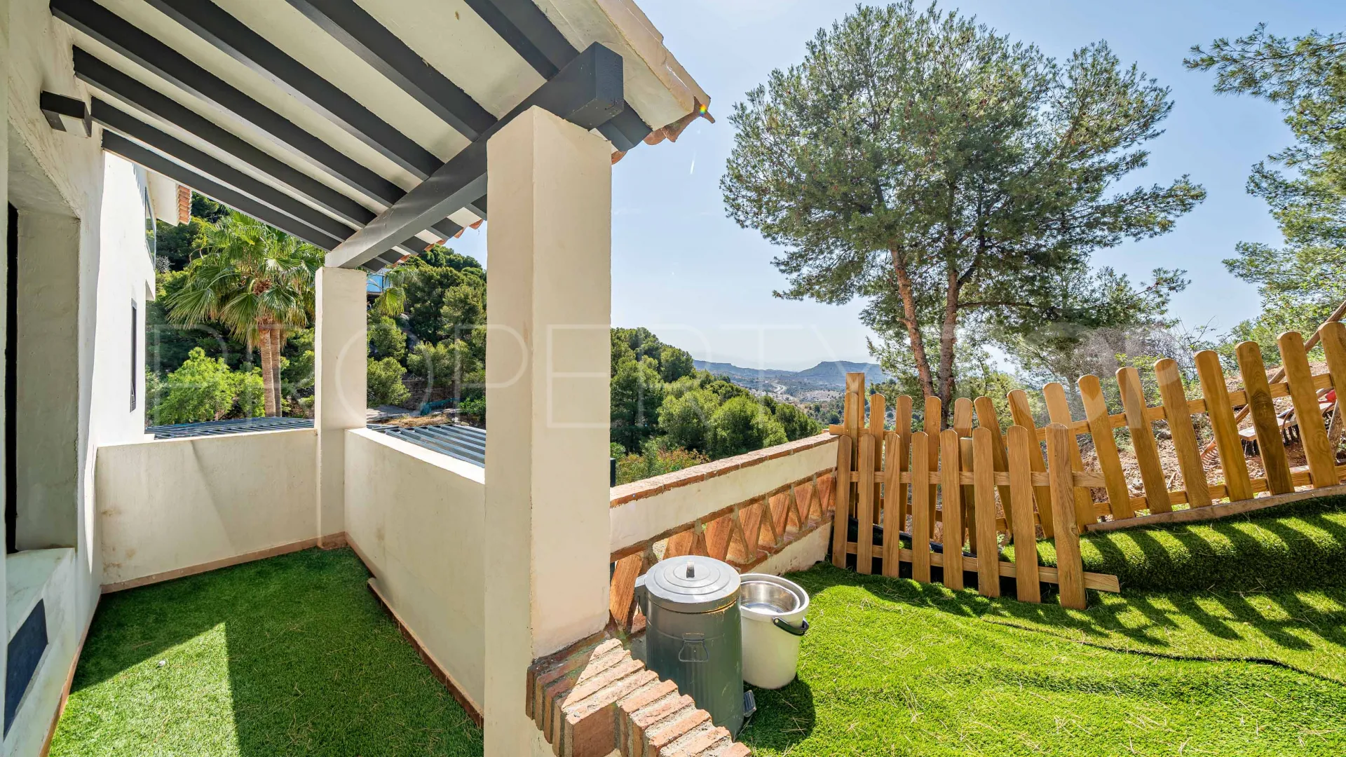 Comprar villa en Pinares de San Antón de 4 dormitorios