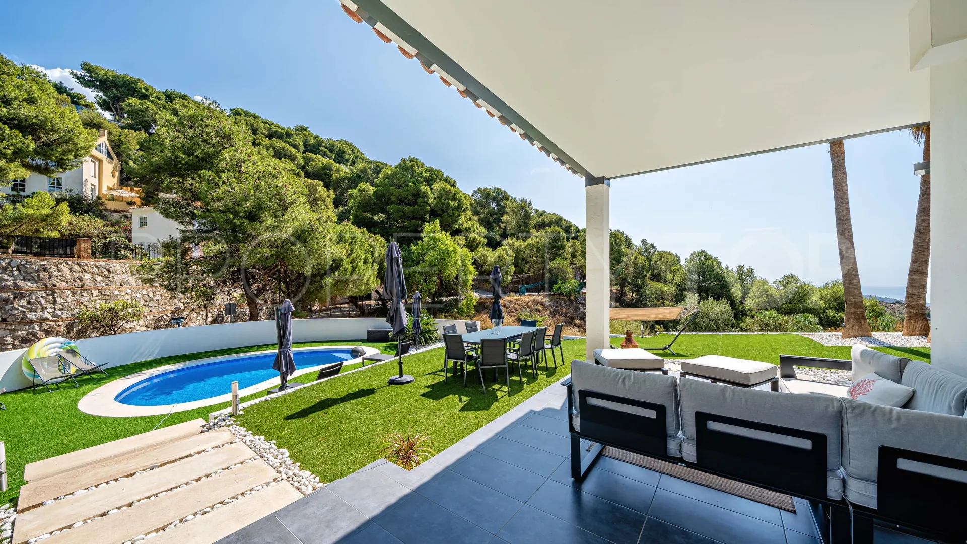 Comprar villa en Pinares de San Antón de 4 dormitorios