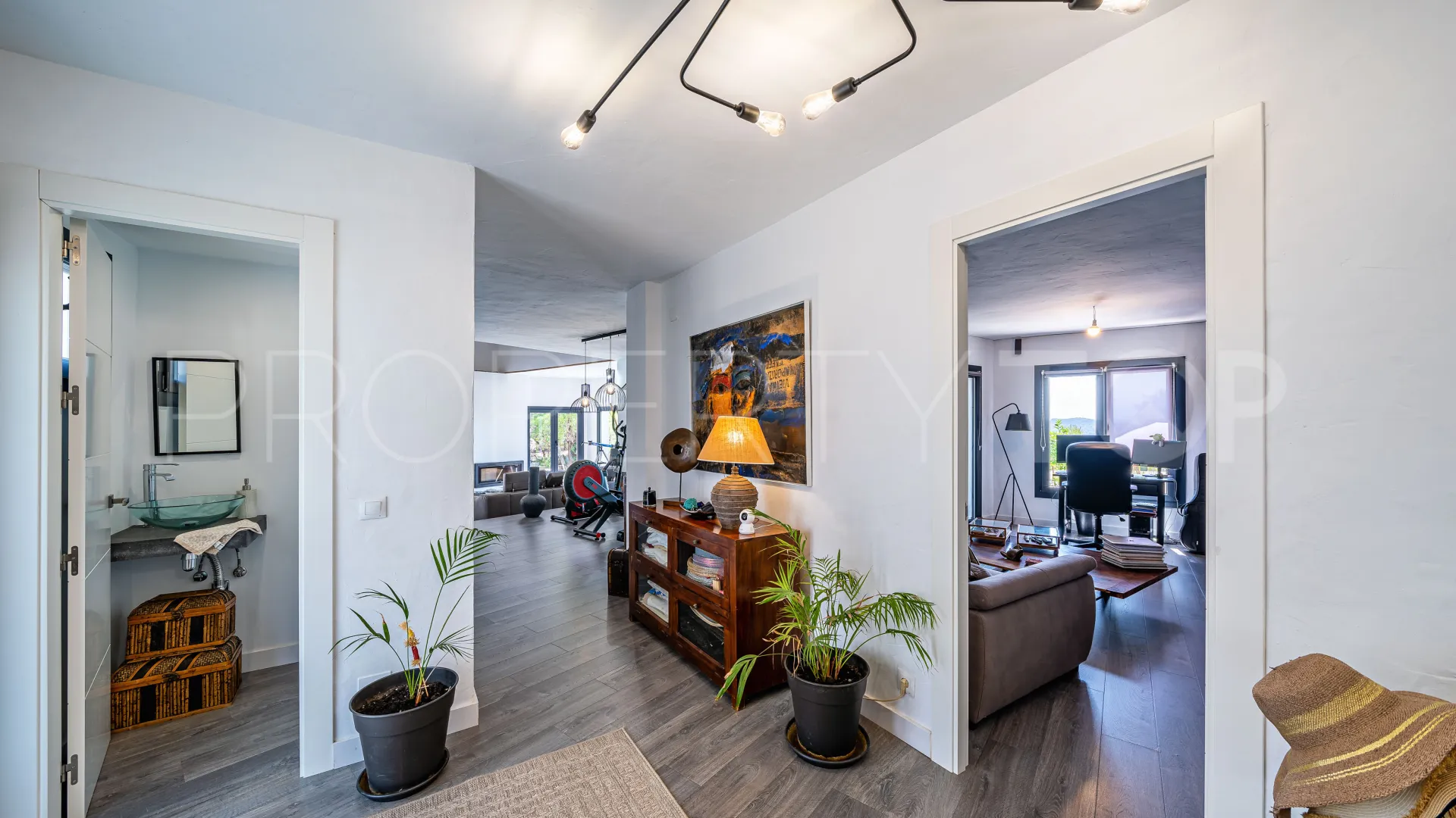 Comprar villa en Pinares de San Antón de 4 dormitorios