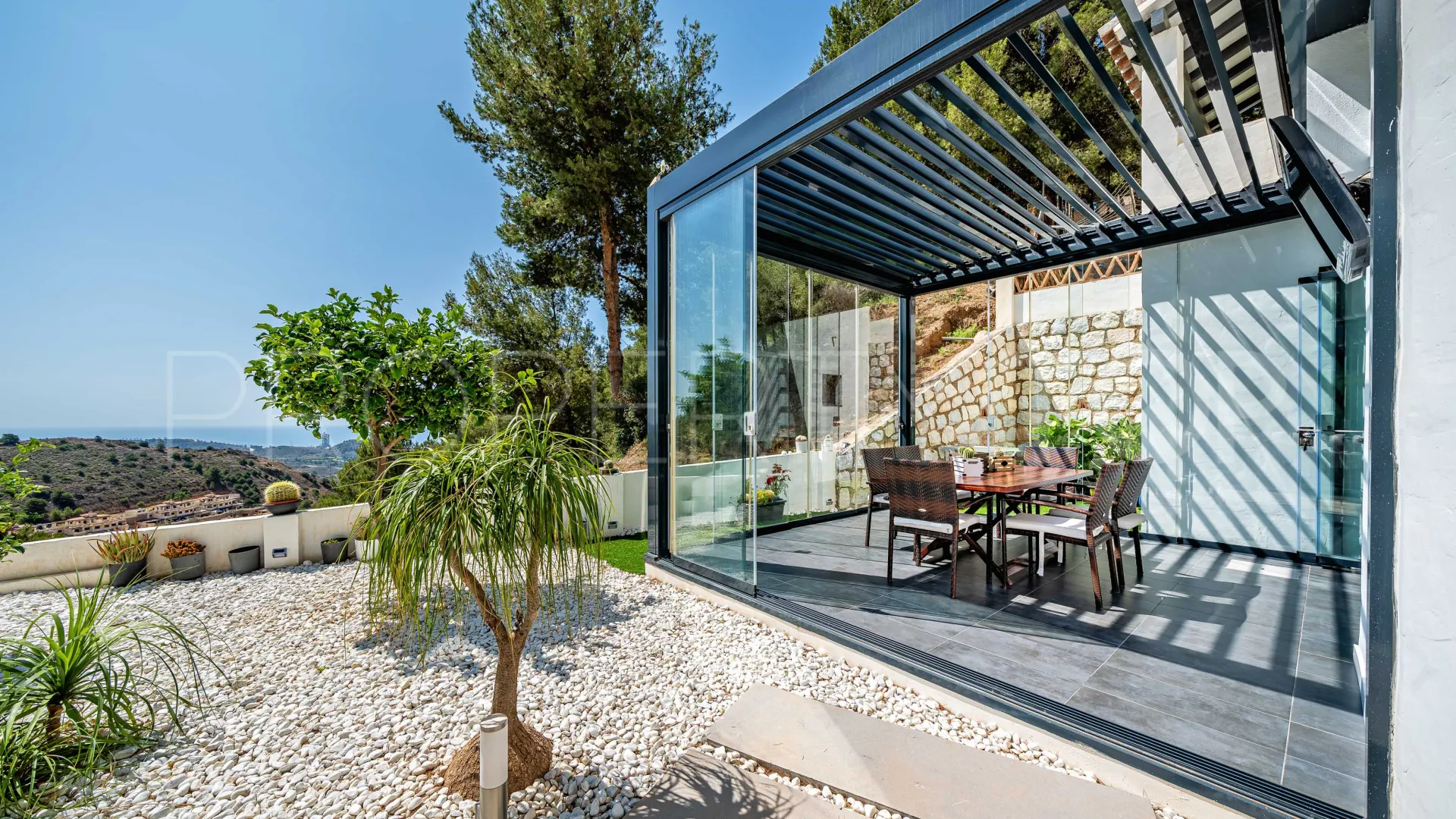 Comprar villa en Pinares de San Antón de 4 dormitorios