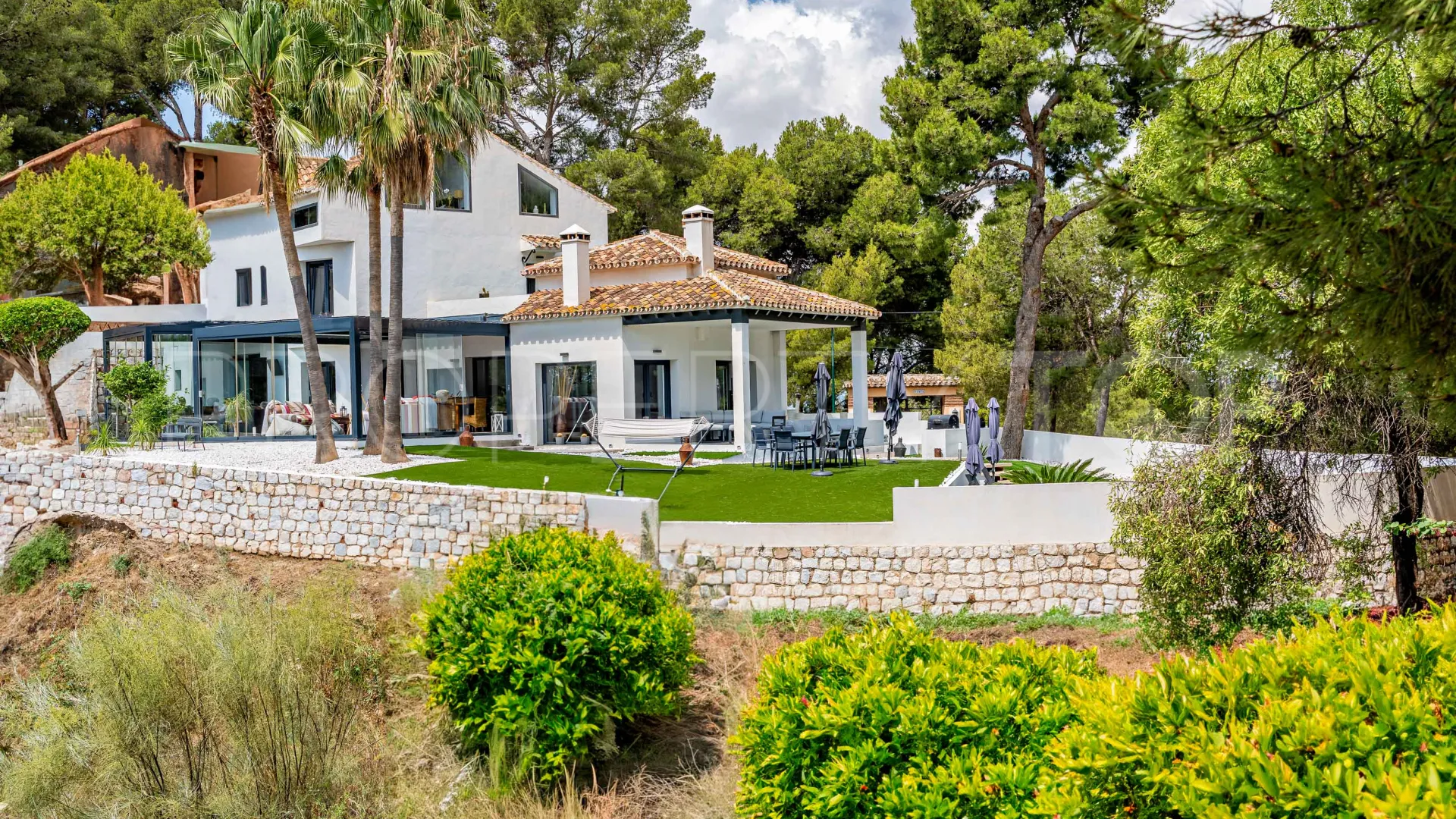 Comprar villa en Pinares de San Antón de 4 dormitorios