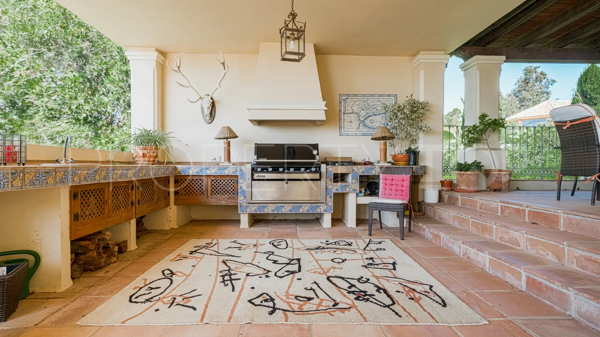 For sale villa in Sotogrande with 9 bedrooms